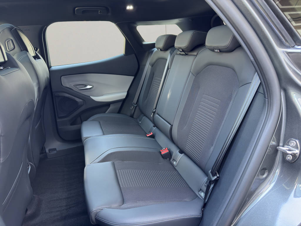 FORD Explorer Extended Range Premium AWD-image-10