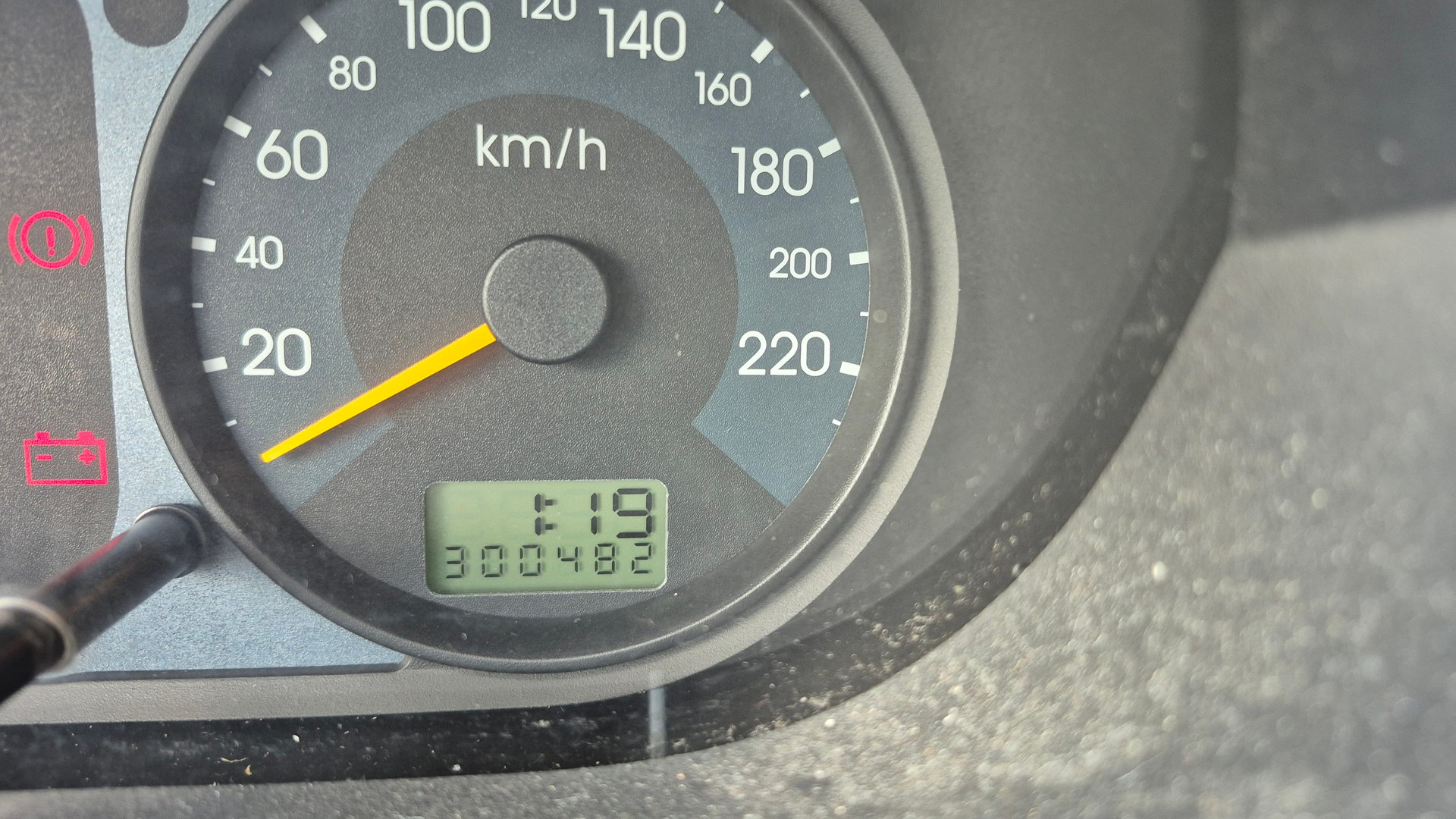 FORD Fiesta 1.4 16V Trend-image-10