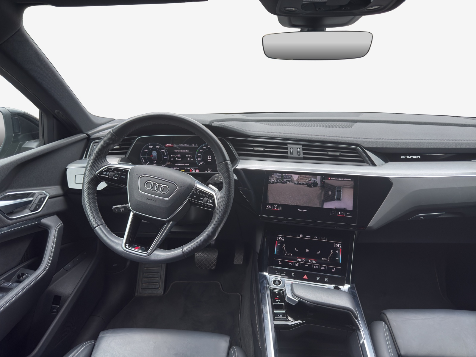 AUDI e-tron 55 Sportback S Line Black Edition quattro-image-8