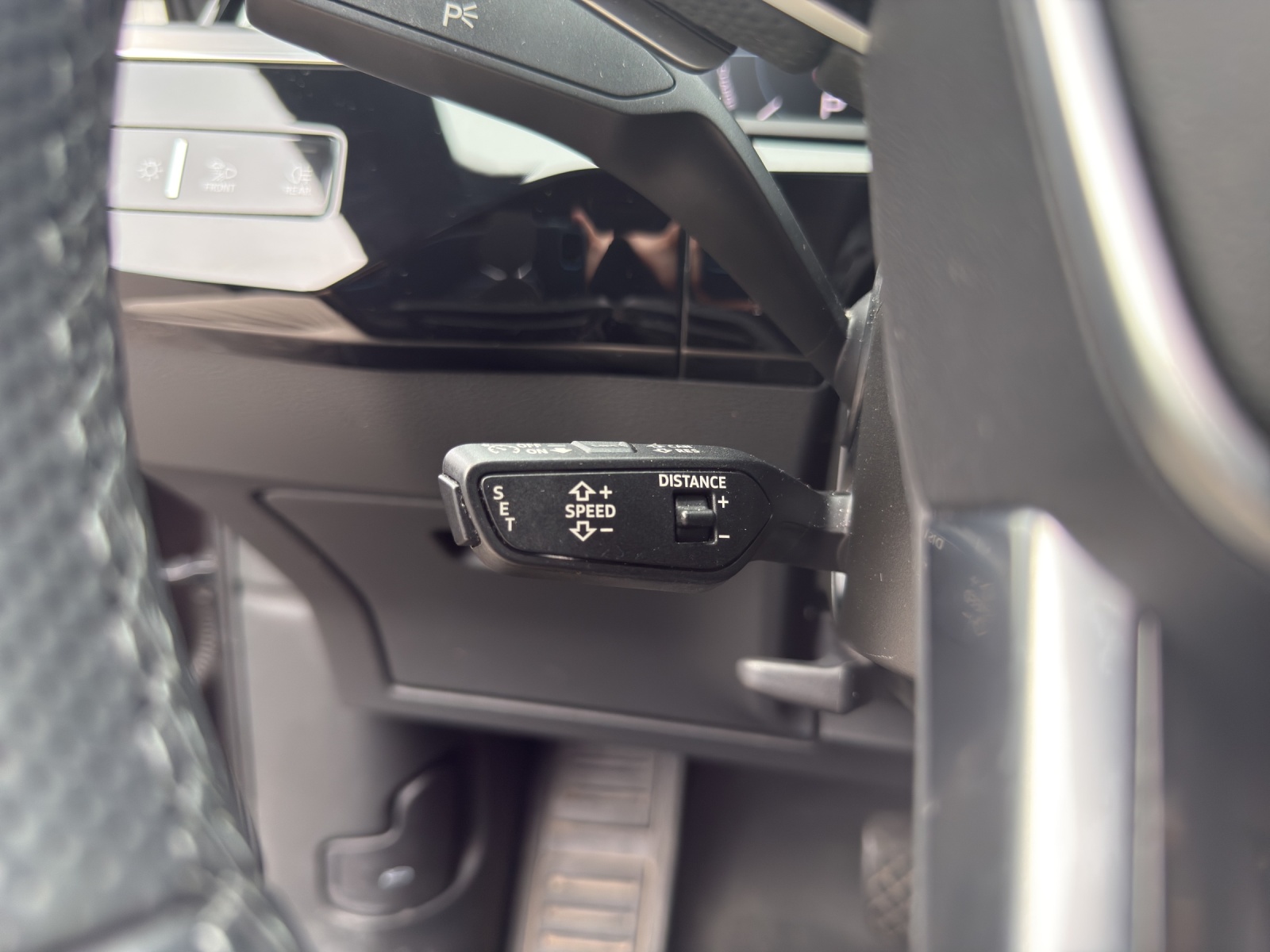 AUDI e-tron 55 Sportback S Line Black Edition quattro-image-15