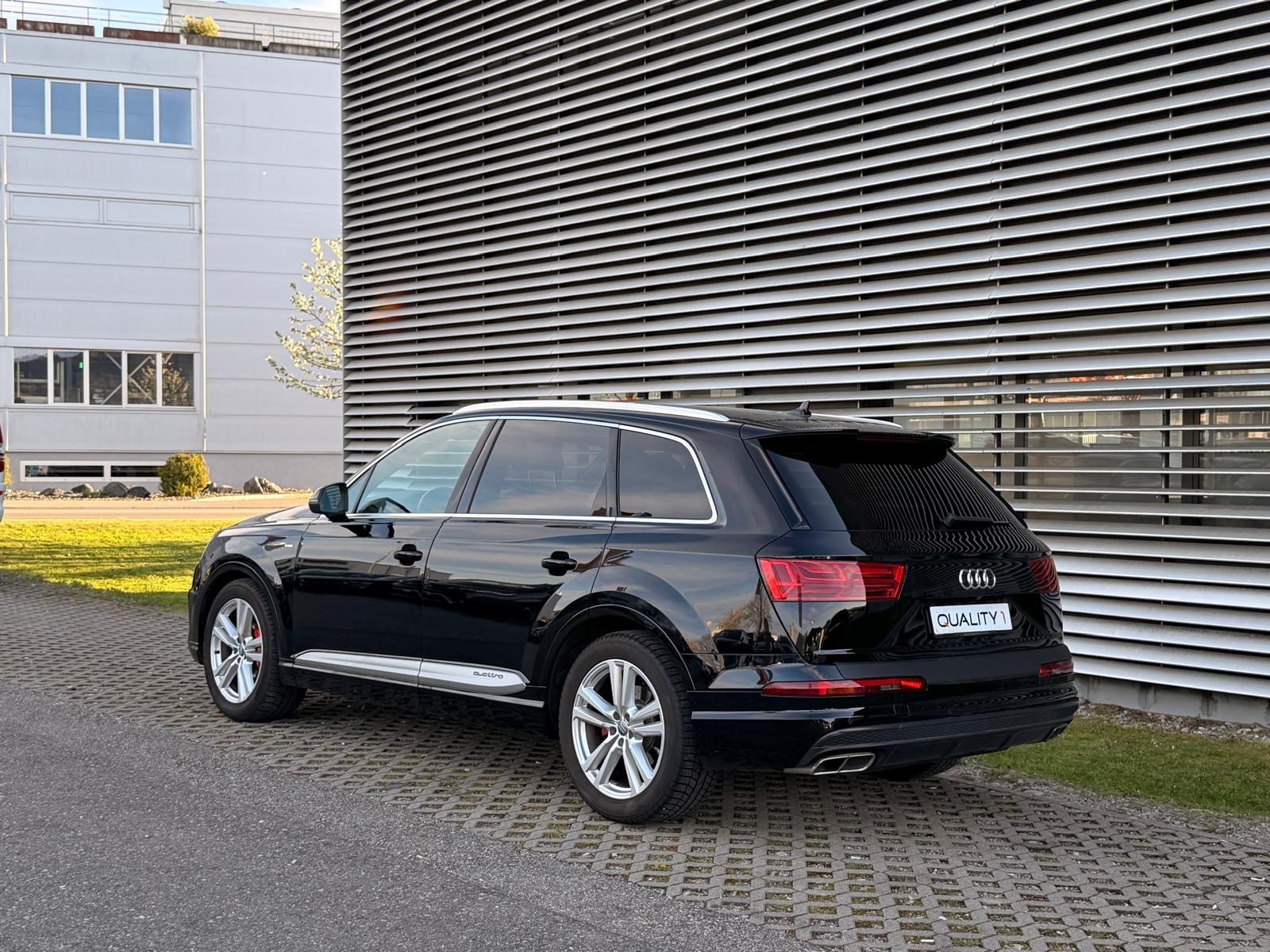 AUDI Q7 3.0 TDI quattro tiptronic S-Line-image-1