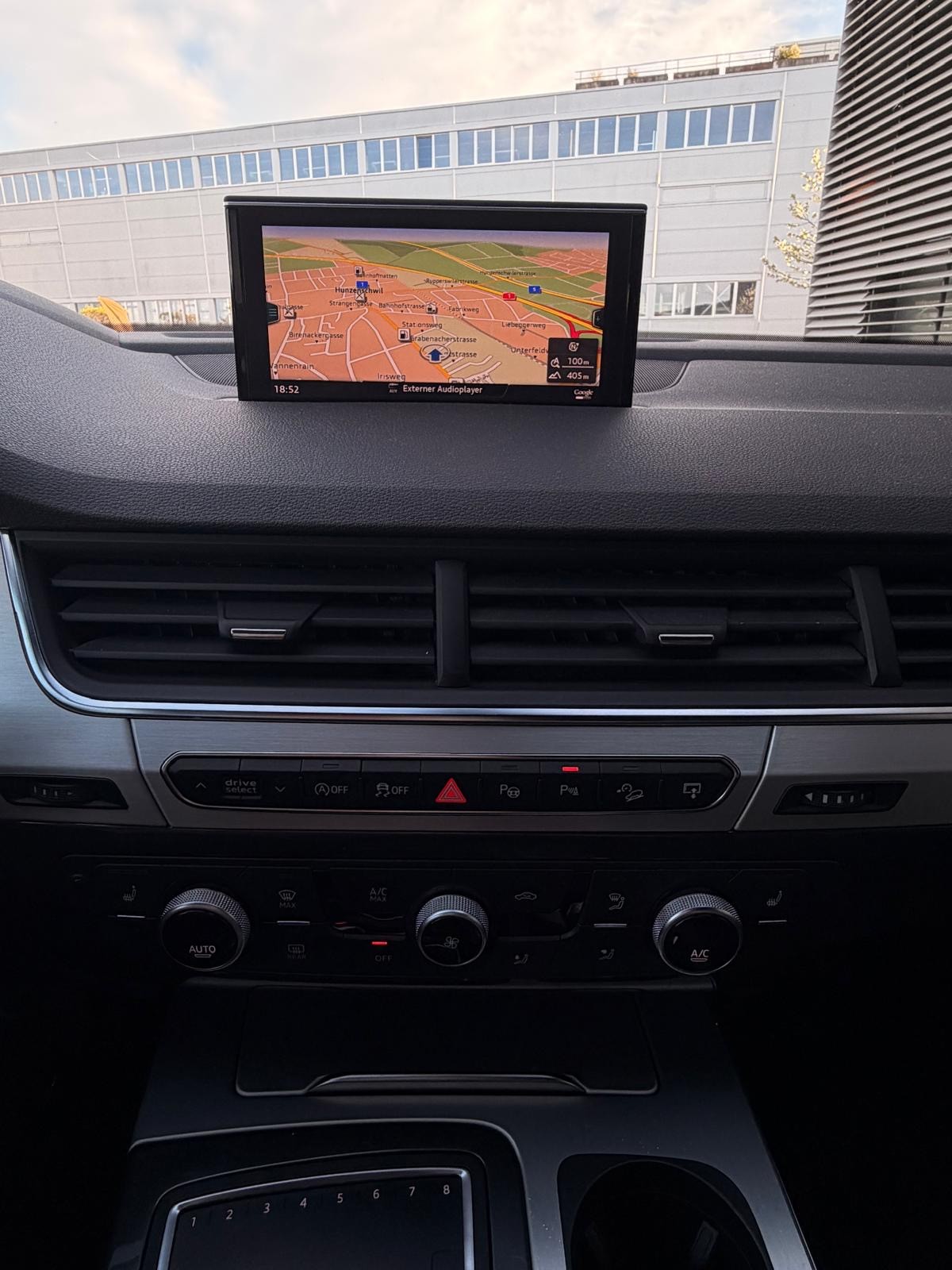 AUDI Q7 3.0 TDI quattro tiptronic S-Line-image-5