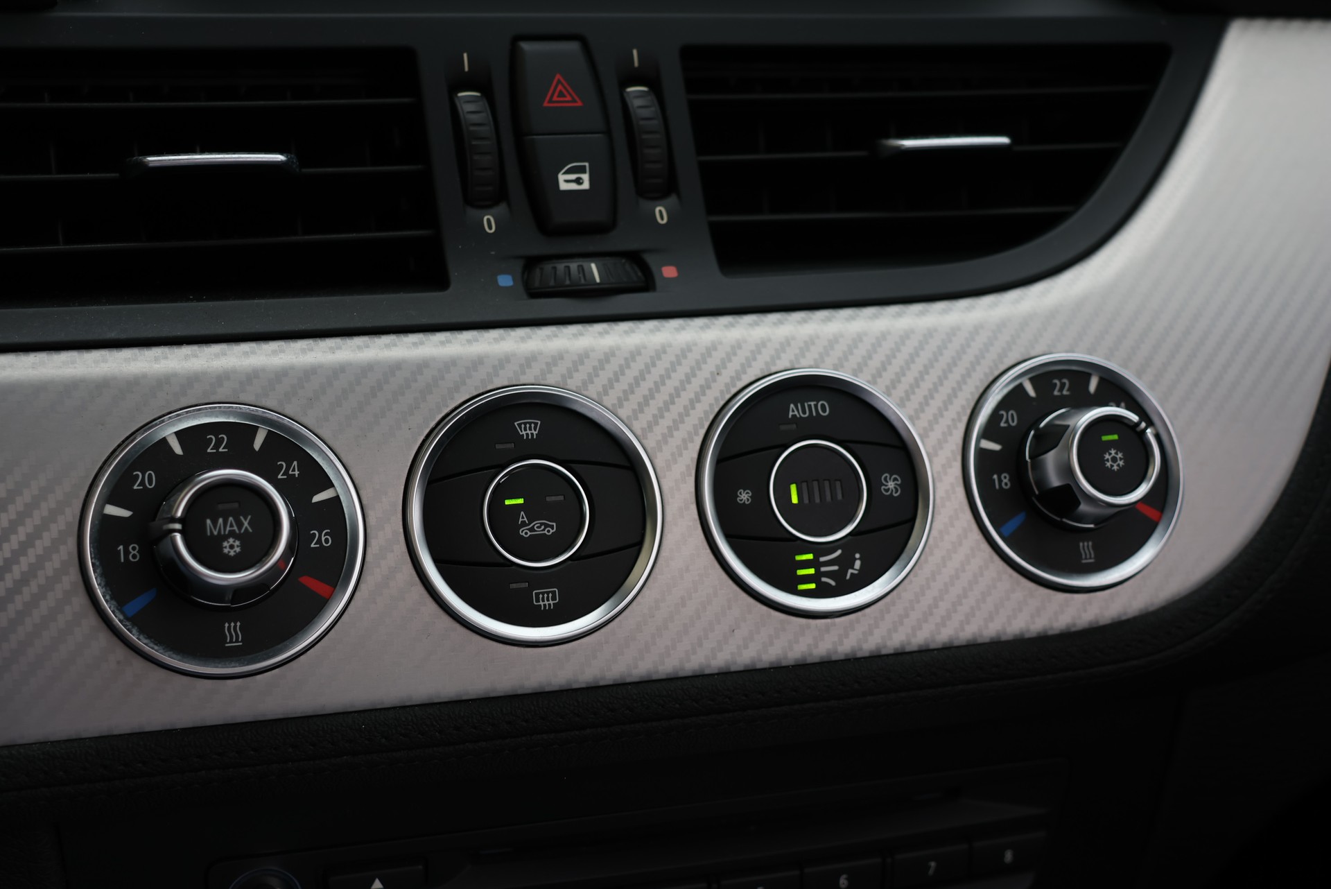 BMW Z4 sDrive35is DKG (CH)-image-17