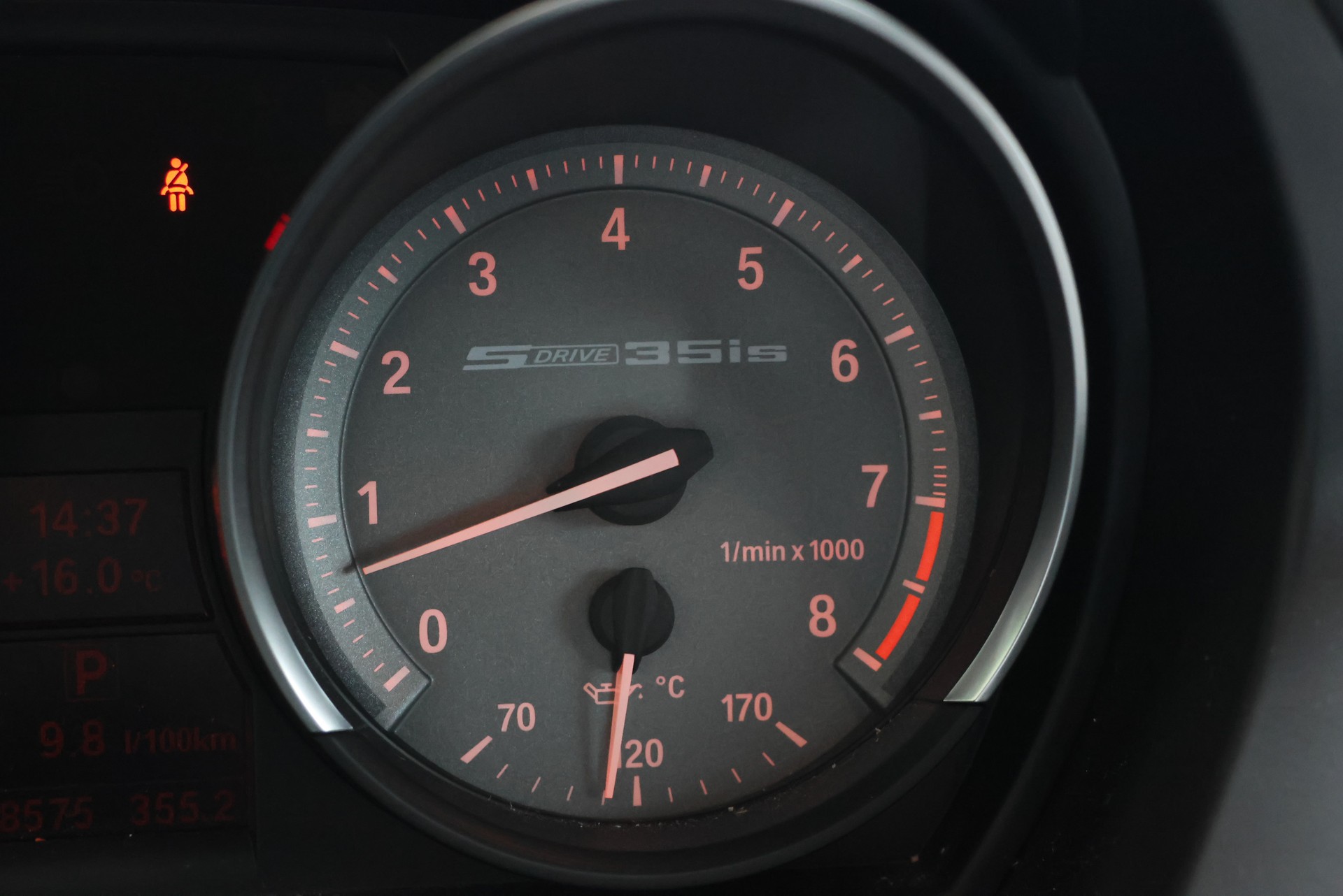 BMW Z4 sDrive35is DKG (CH)-image-15