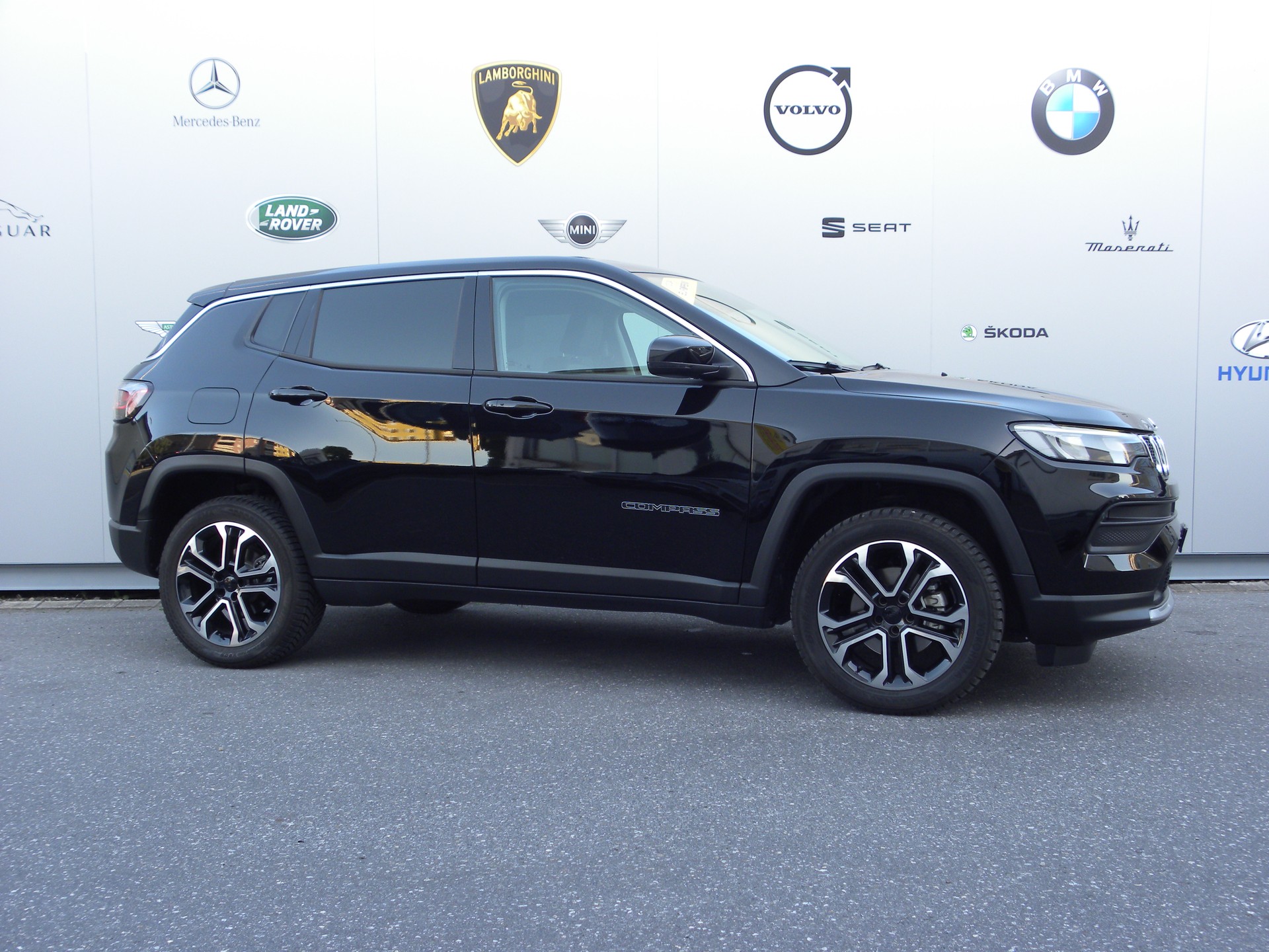 JEEP Compass 4x2 1.5 T MHEV Altitude-image-4