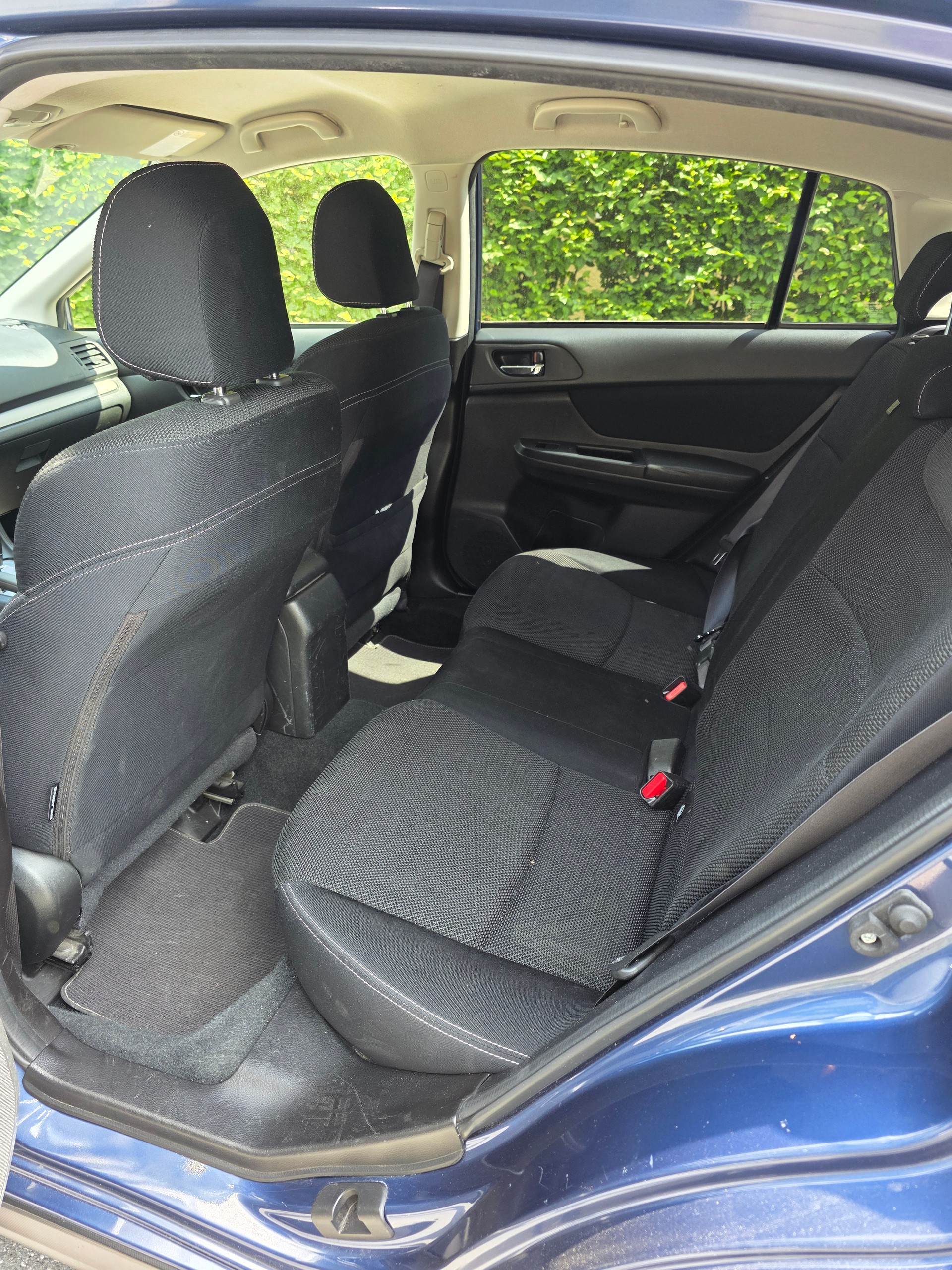 SUBARU XV 2.0 Swiss Two AWD CVT-image-9