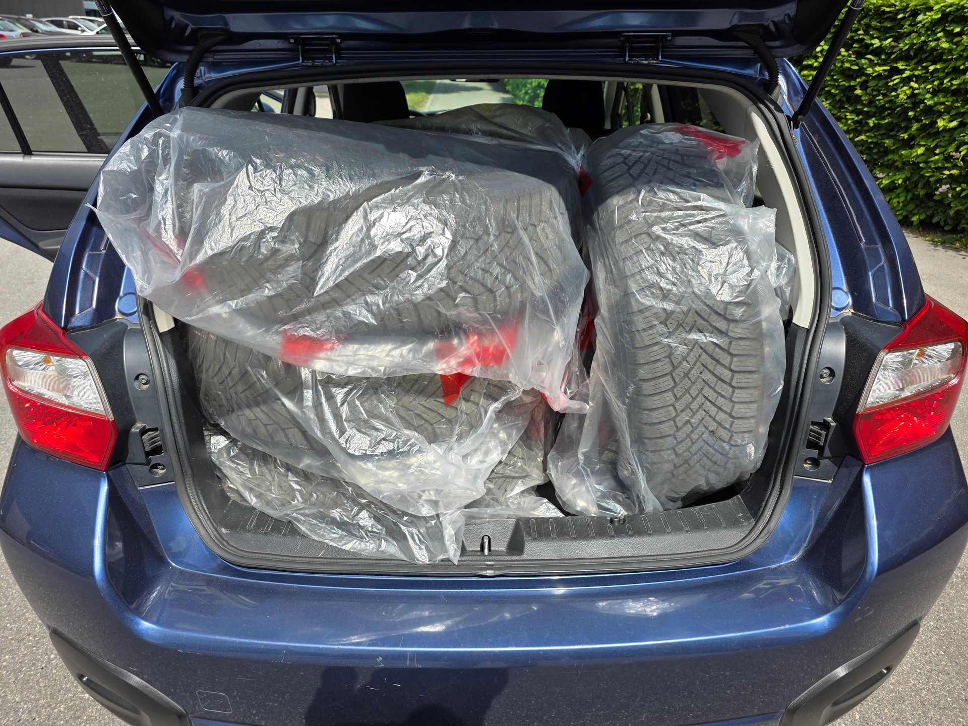 SUBARU XV 2.0 Swiss Two AWD CVT-image-10