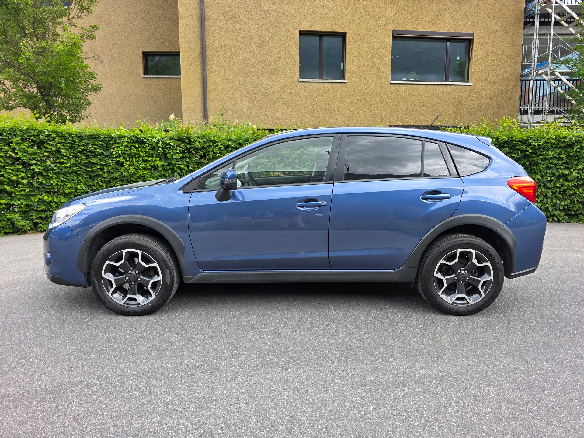SUBARU XV 2.0 Swiss Two AWD CVT-image-1