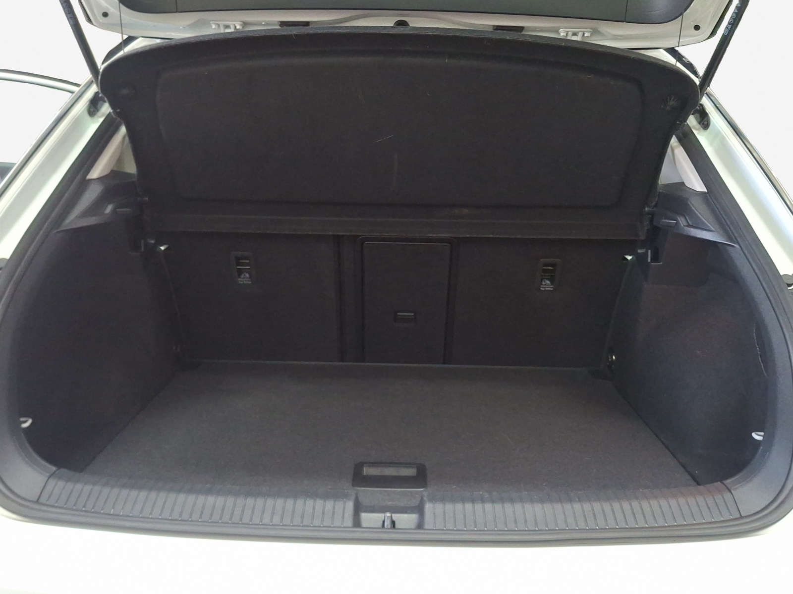 VW T-Roc 1.5 TSI EVO Life DSG-image-12