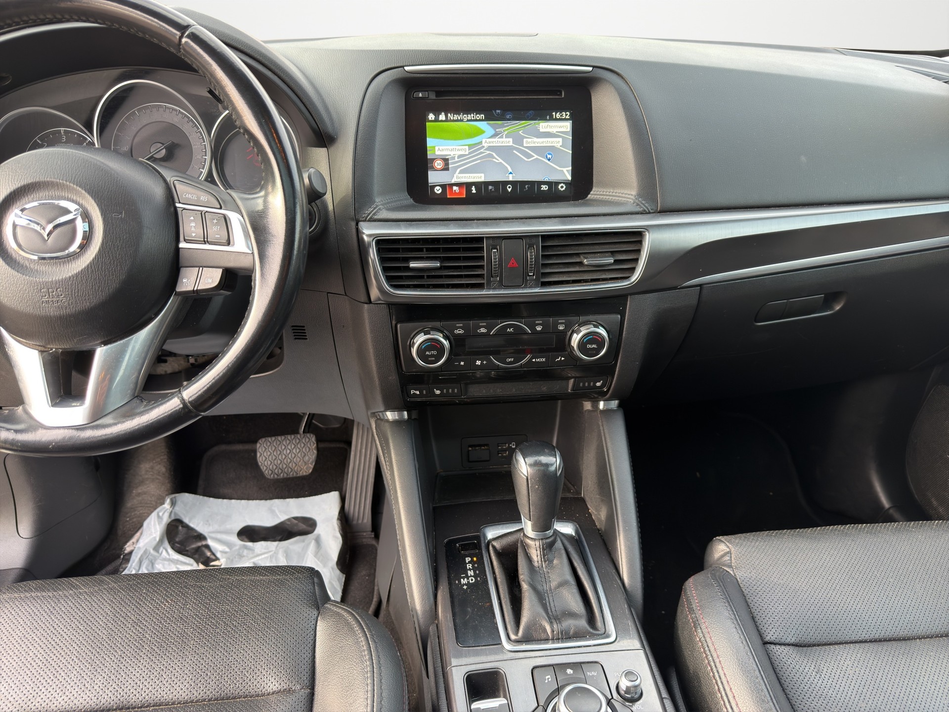 MAZDA CX-5 2.2 D HP Revolution AWD Automatic-image-13
