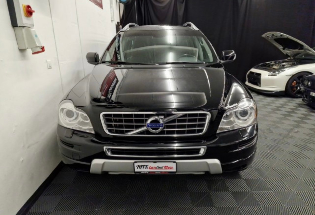 VOLVO XC90-image-3