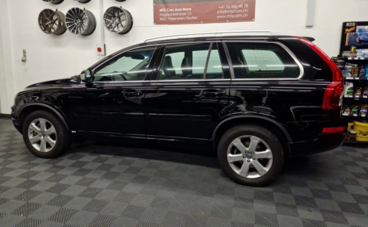 VOLVO XC90-image-5