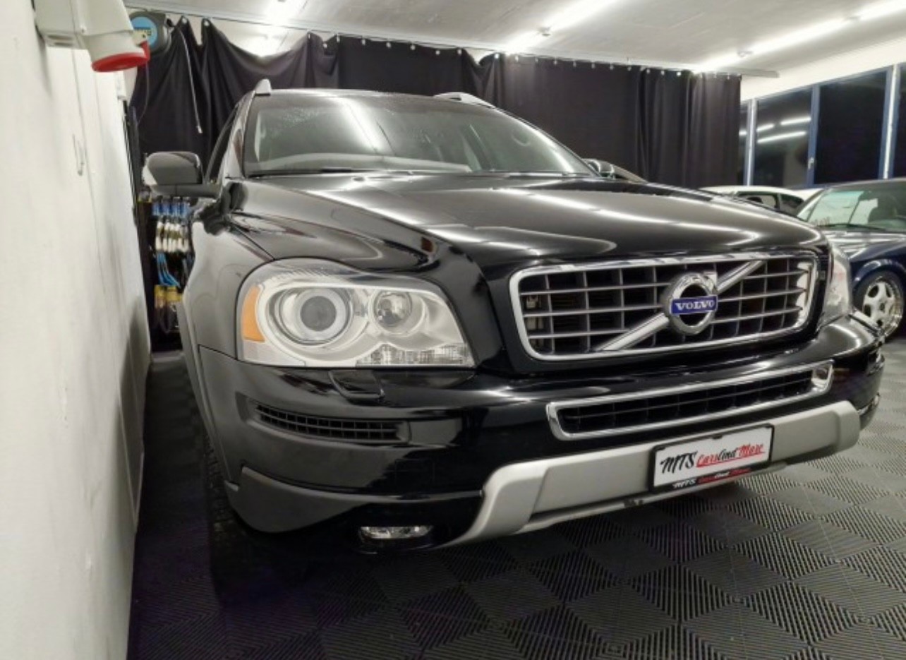 VOLVO XC90-image-4