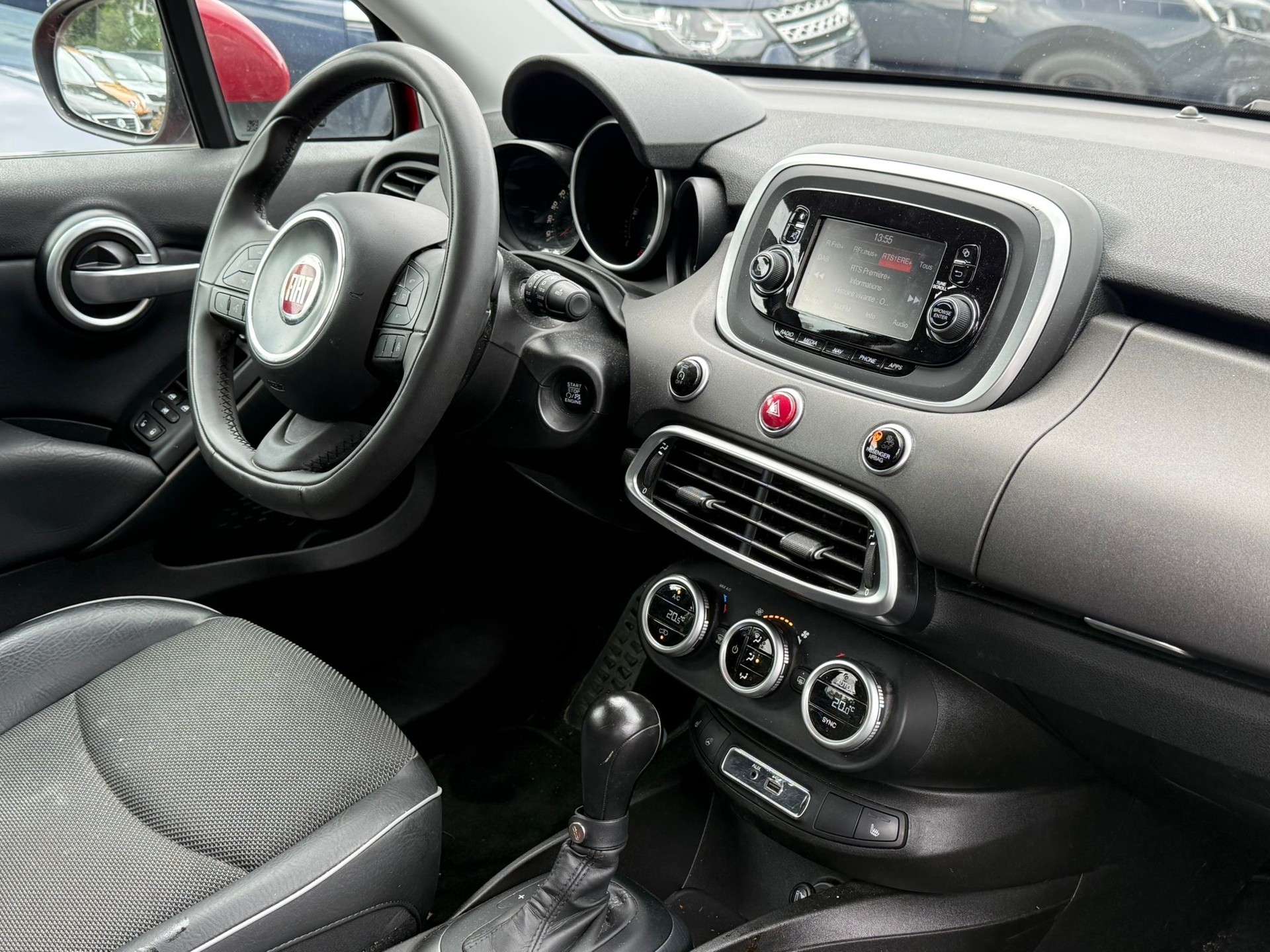 FIAT 500X 1.4T Cross 4x4 Automatic-image-12
