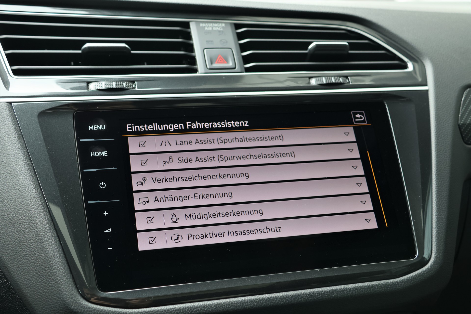 VW Tiguan 2.0TSI R-Line 4Motion DSG (CH) + 2.5T AHK-image-26
