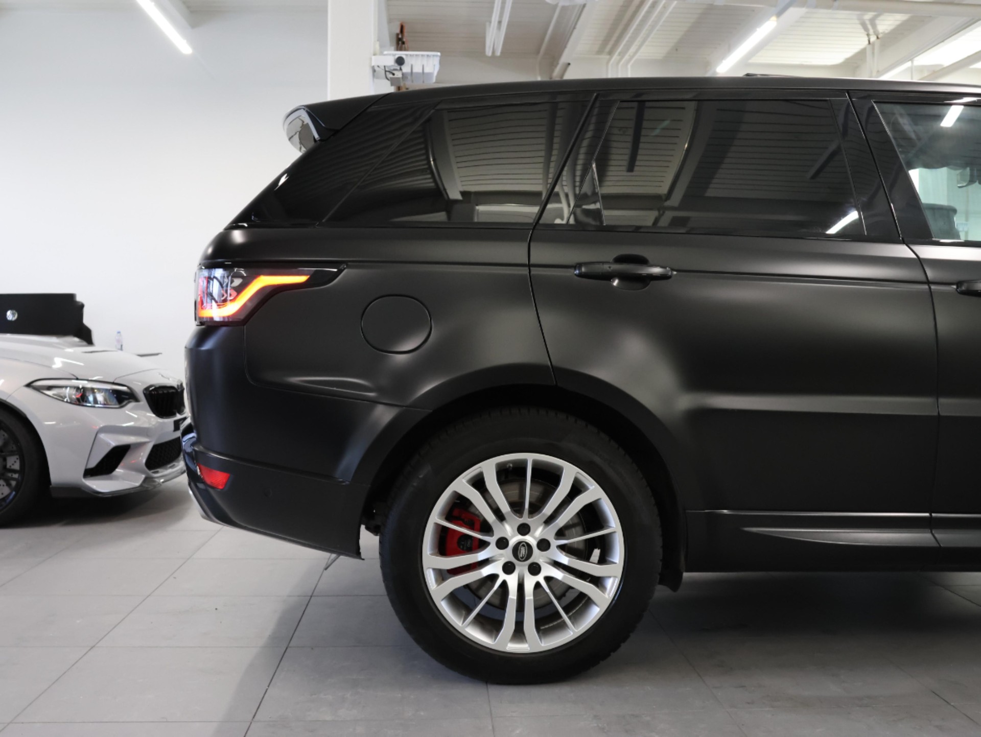 LAND ROVER Range Rover Sport 5.0 V8 S/C ABDynamic Automatic *Meridian* *360 Kamera* *Panoramdach*-image-13