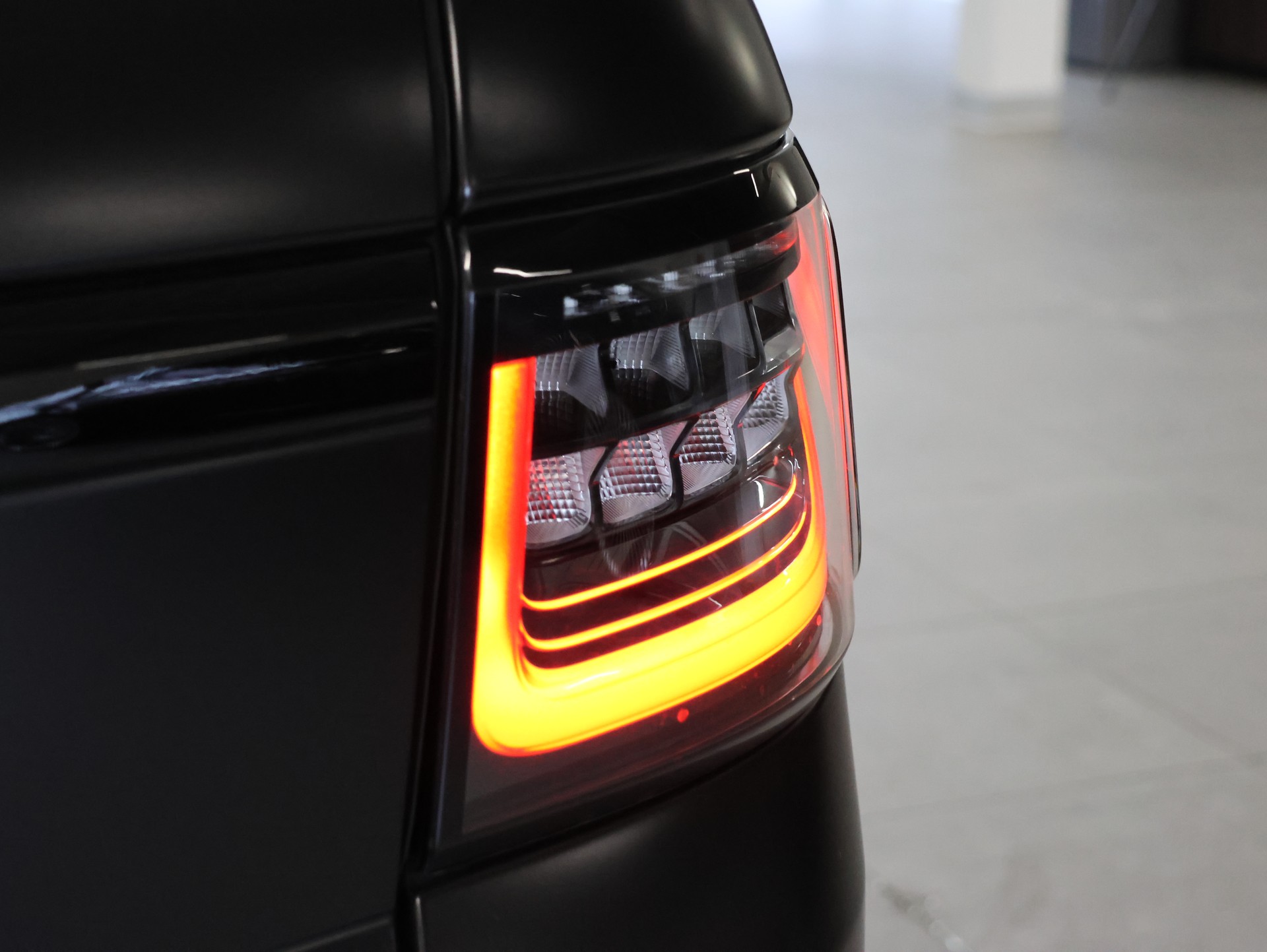 LAND ROVER Range Rover Sport 5.0 V8 S/C ABDynamic Automatic *Meridian* *360 Kamera* *Panoramdach*-image-11