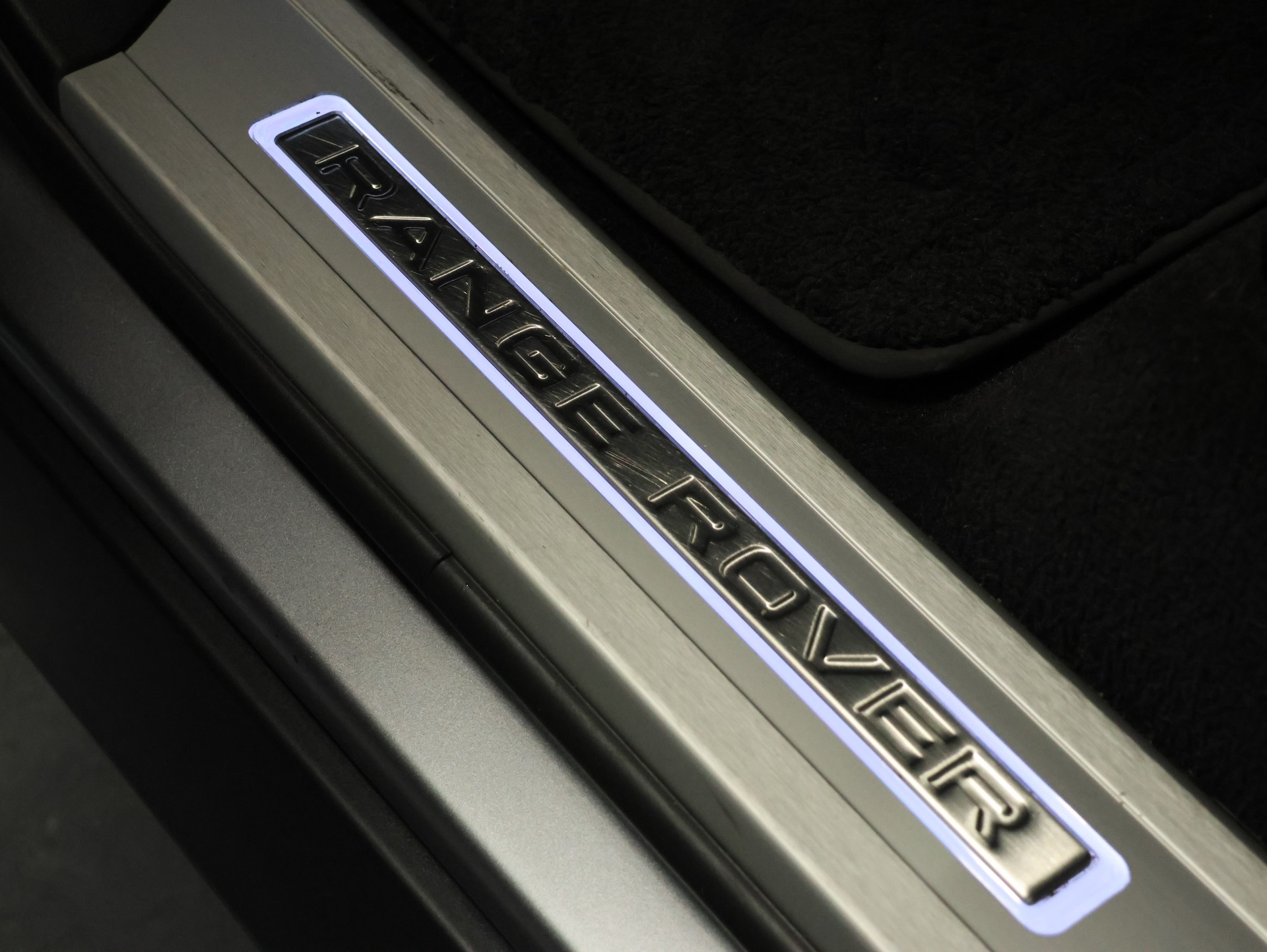 LAND ROVER Range Rover Sport 5.0 V8 S/C ABDynamic Automatic *Meridian* *360 Kamera* *Panoramdach*-image-18