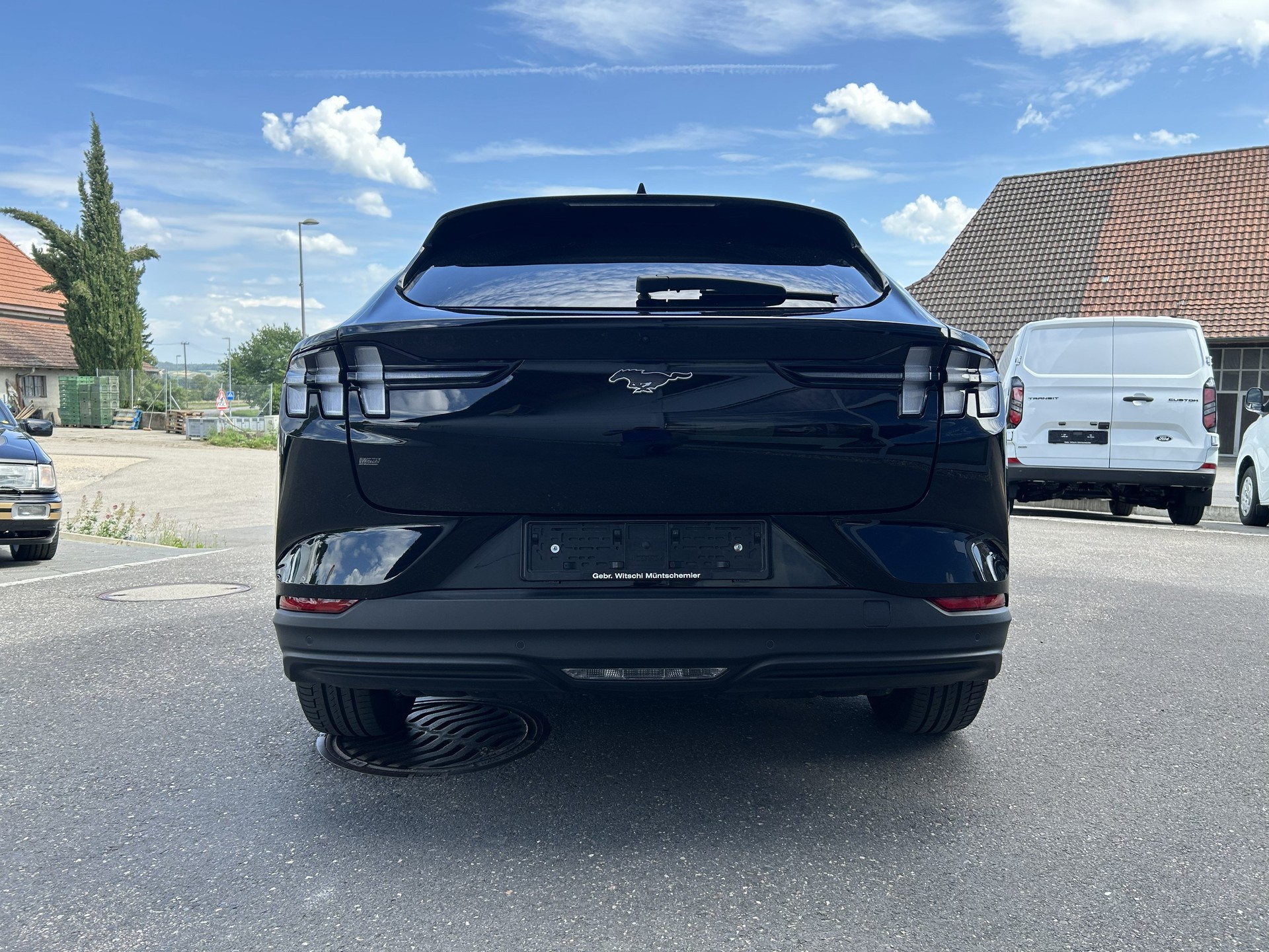 FORD Mustang MACH-E RWD 72.6 kWh-image-2