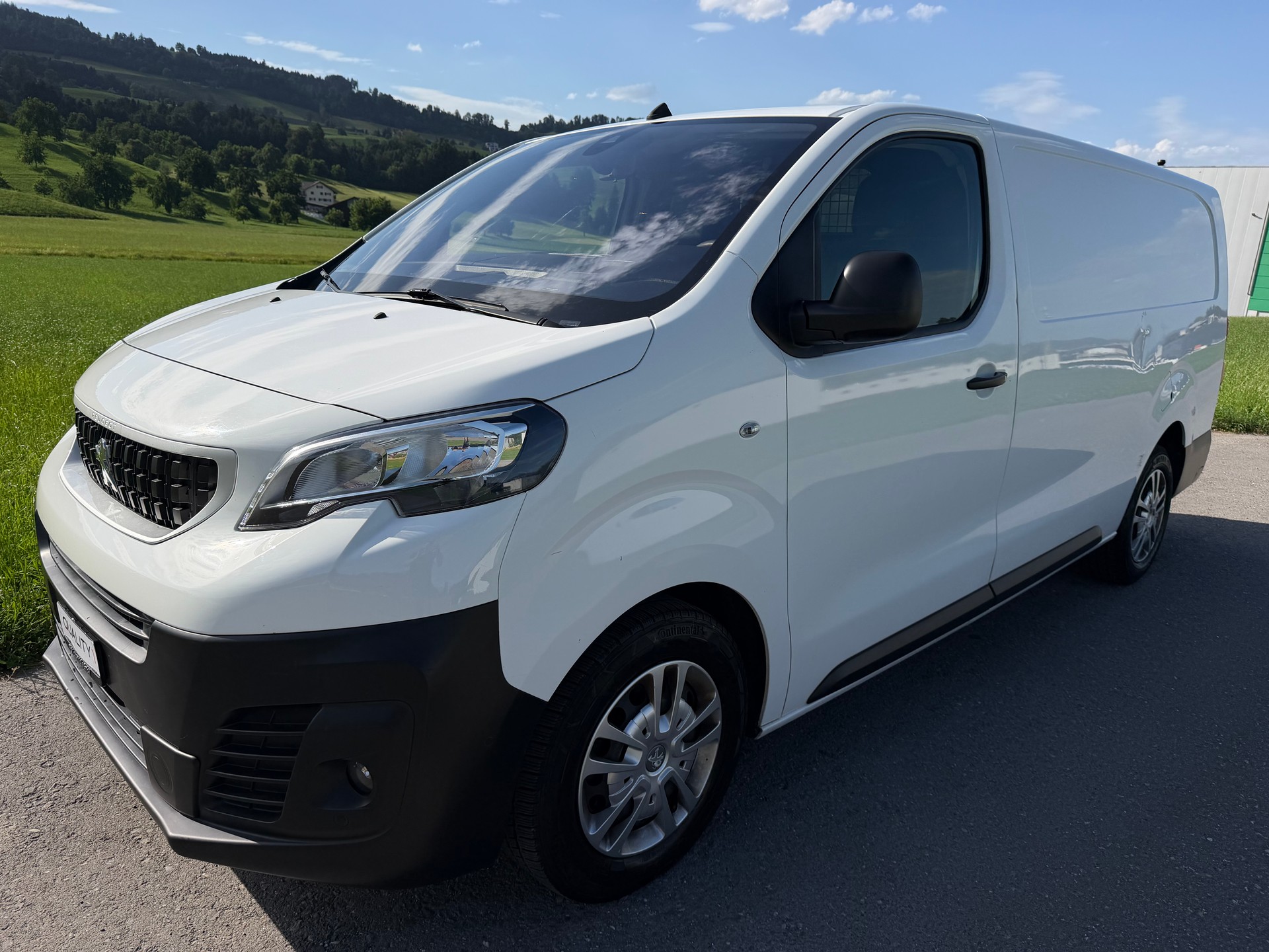 PEUGEOT Expert 2.0 BlueHDi 120 S&S Premium Long EAT8-image-1