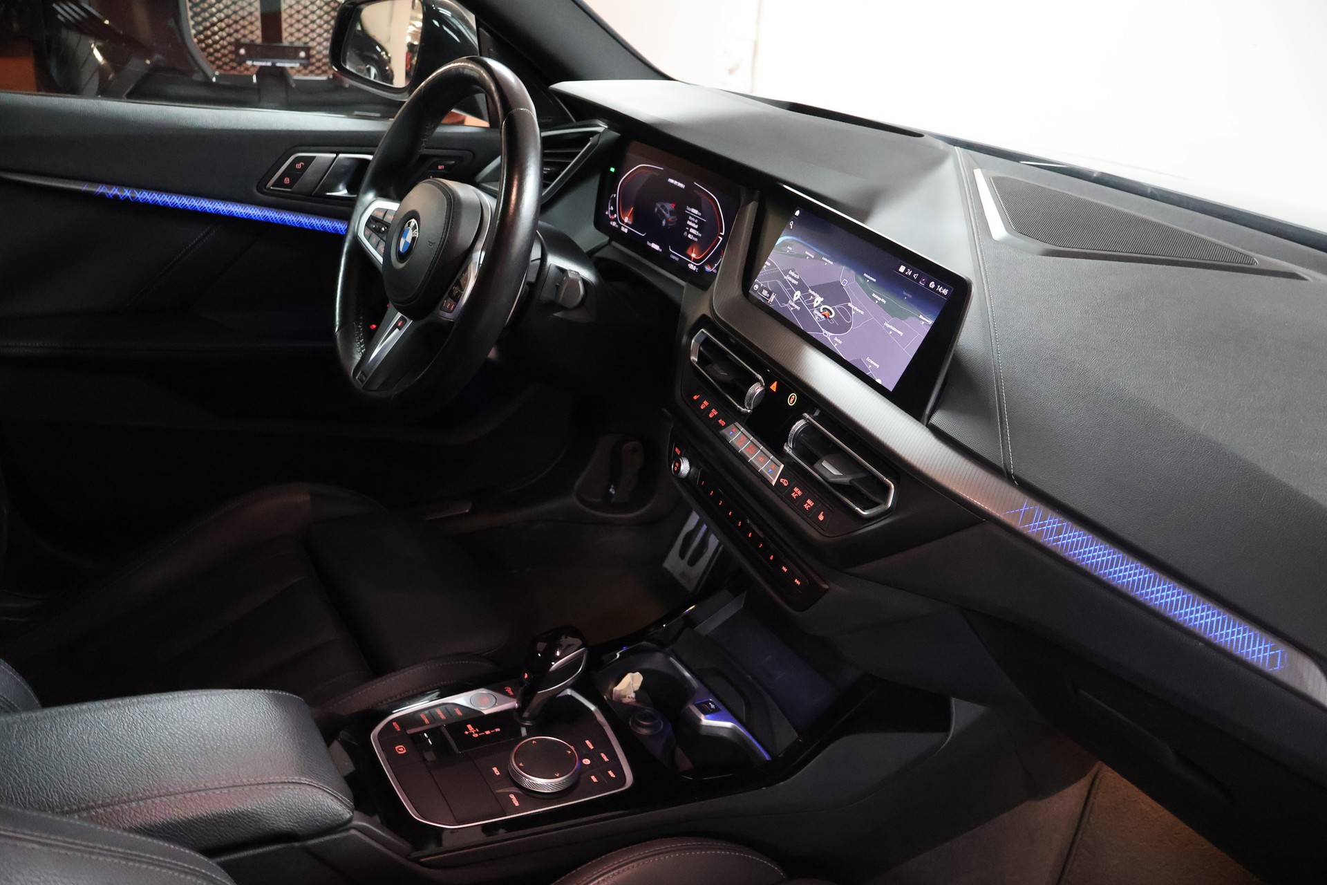 BMW M235i Gran Coupé xDrive Pure M Sport Steptronic-image-8
