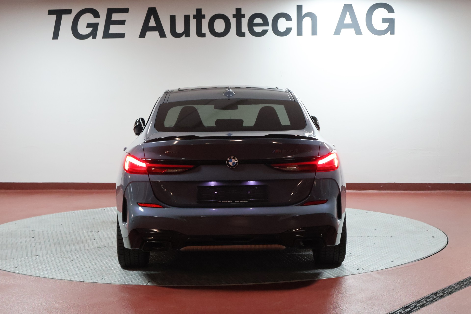 BMW M235i Gran Coupé xDrive Pure M Sport Steptronic-image-17