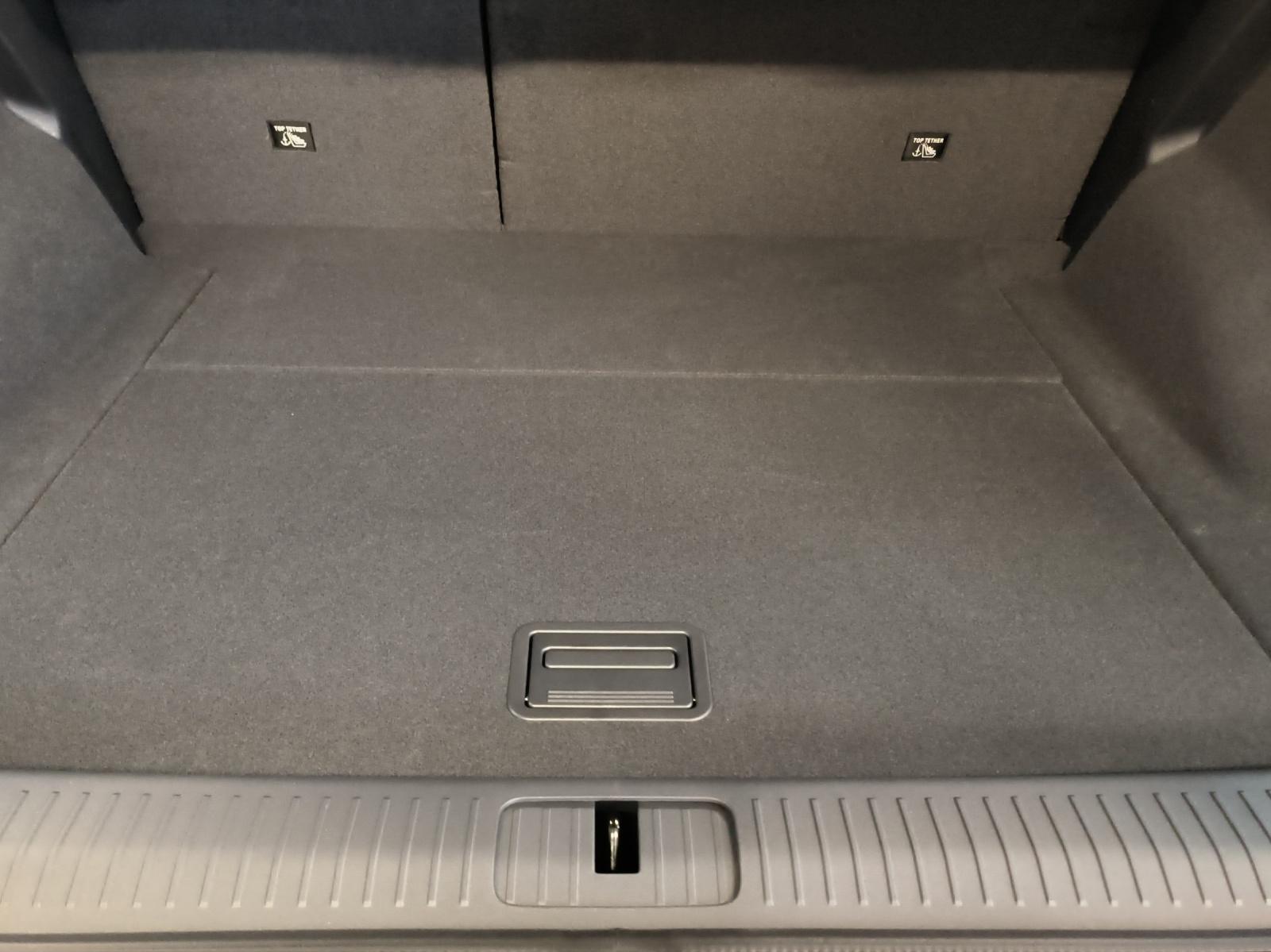XPENG G6 Performance AWD-image-13