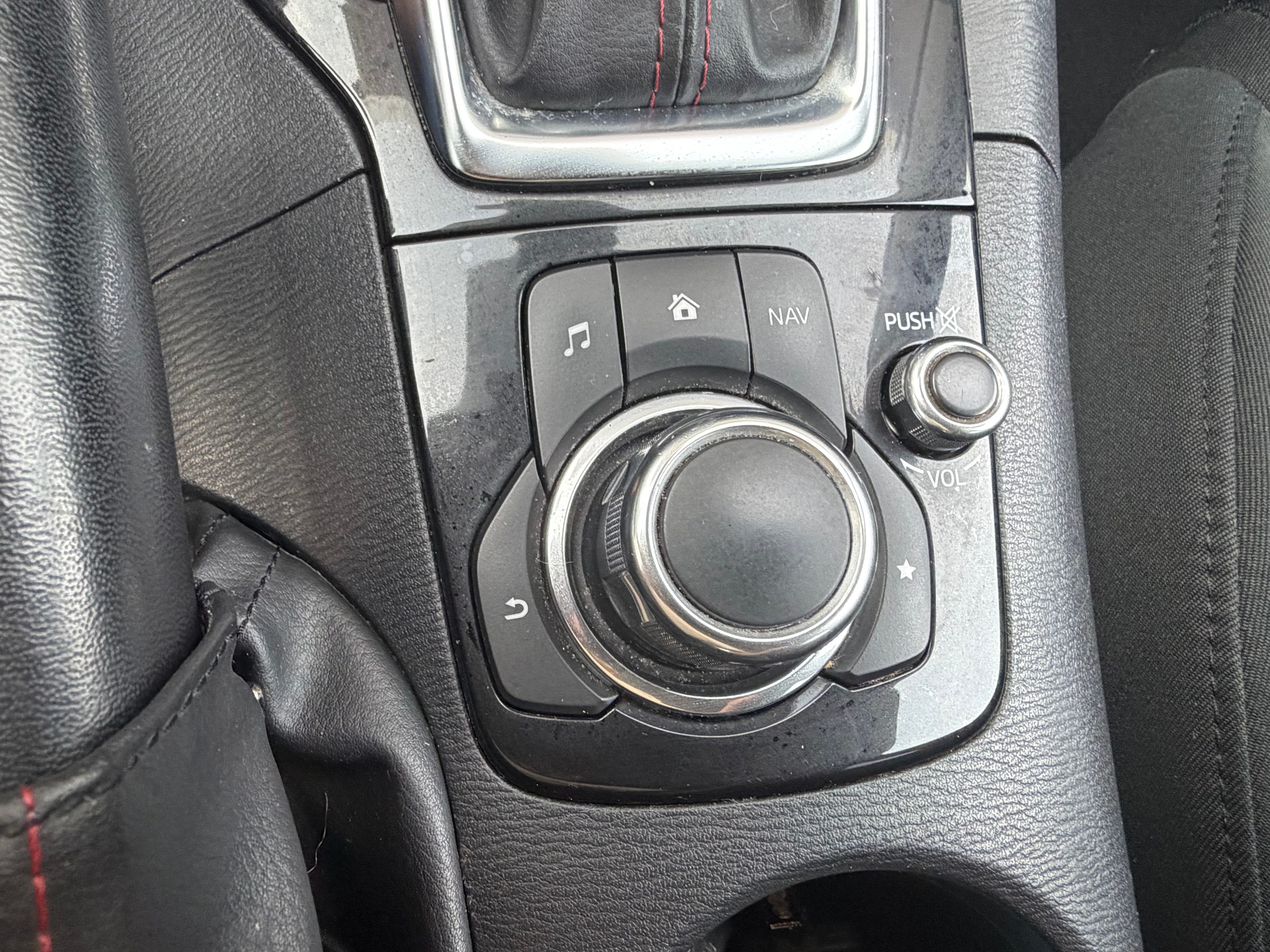 MAZDA 3 2.0 16V Revolution Activematic-image-12