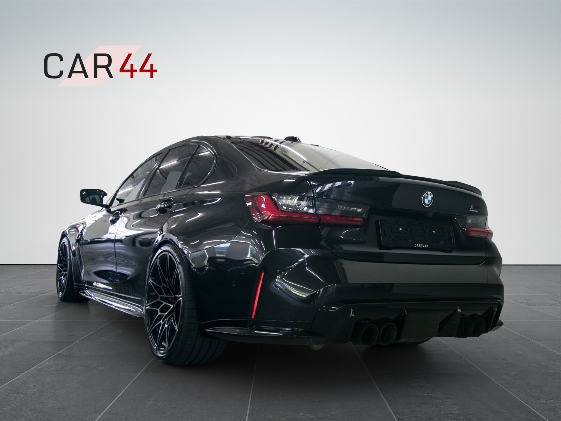 BMW M3 Competition M xDrive-image-2