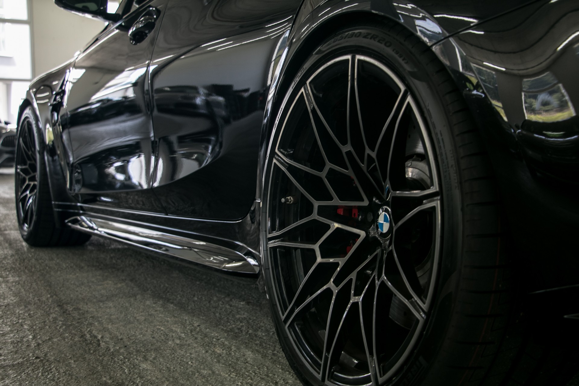 BMW M3 Competition M xDrive-image-17