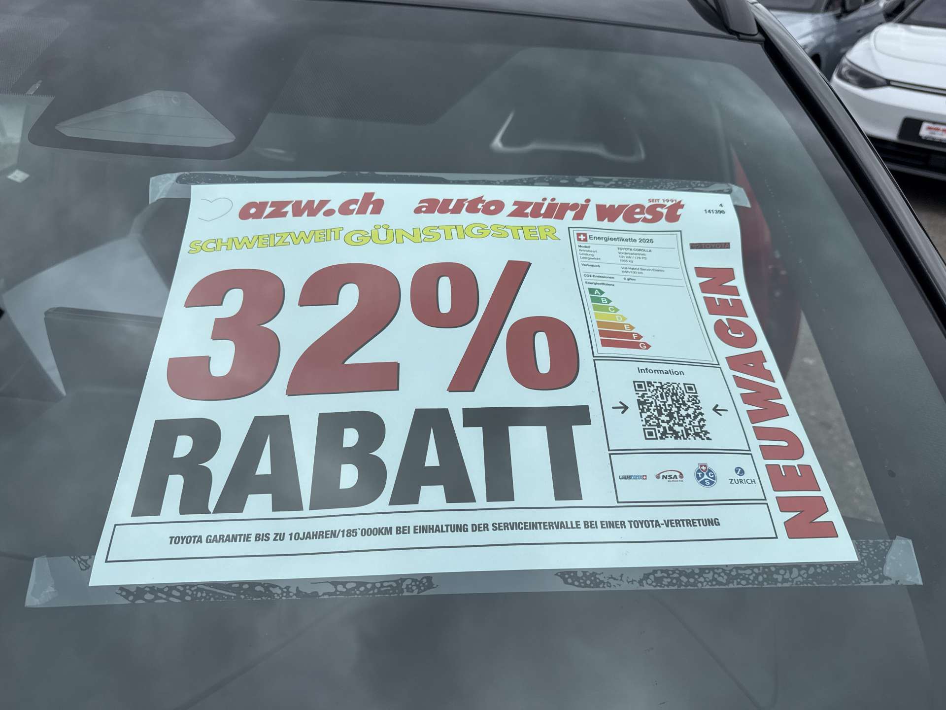 TOYOTA Corolla Touring Sports 2.0 HSD GR Sport e-CVT Automat-image-3