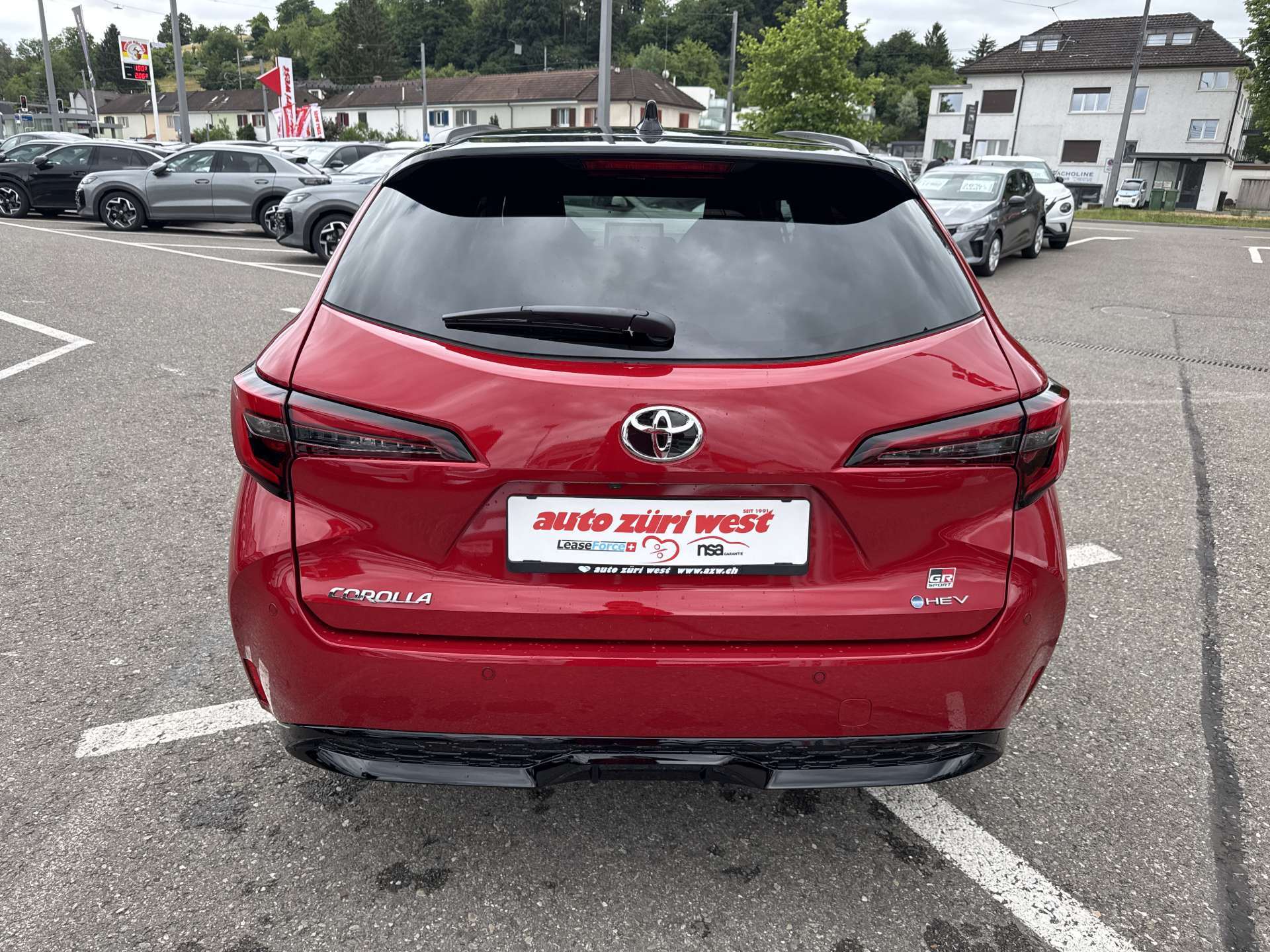 TOYOTA Corolla Touring Sports 2.0 HSD GR Sport e-CVT Automat-image-14