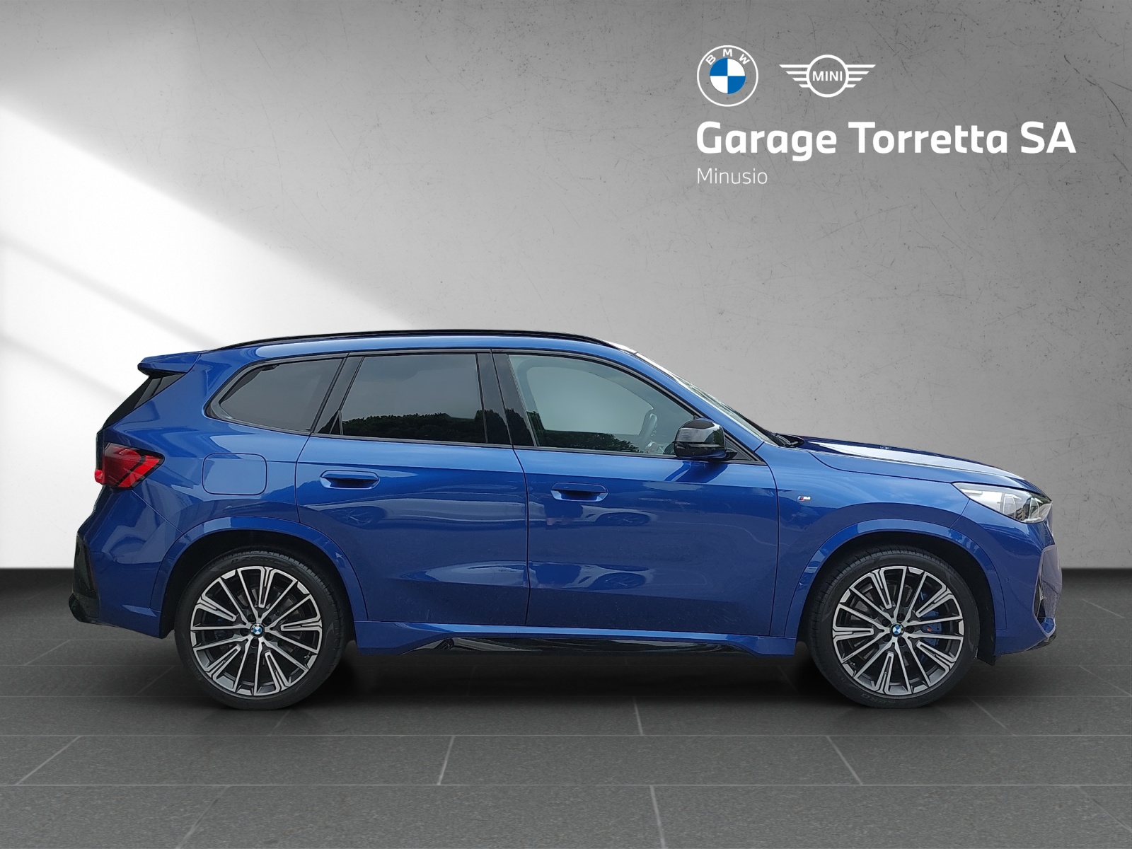 BMW X1 xDrive M35i-image-5