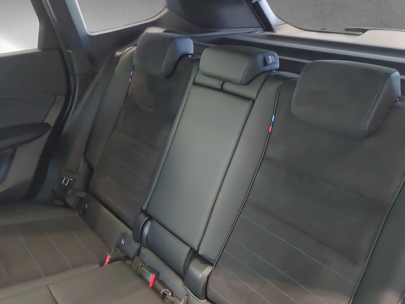 BMW X1 xDrive M35i-image-16