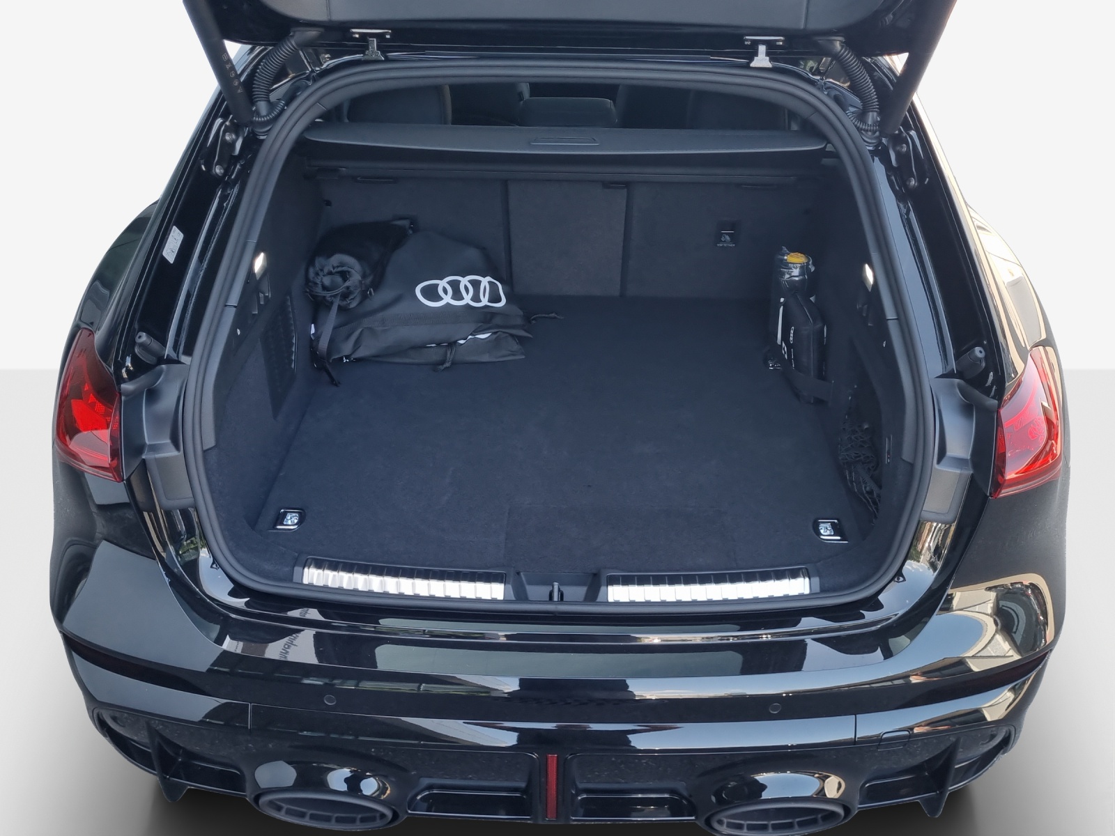 AUDI RS 5 Avant TFSI 470 kW Tiptronic quattro-image-12