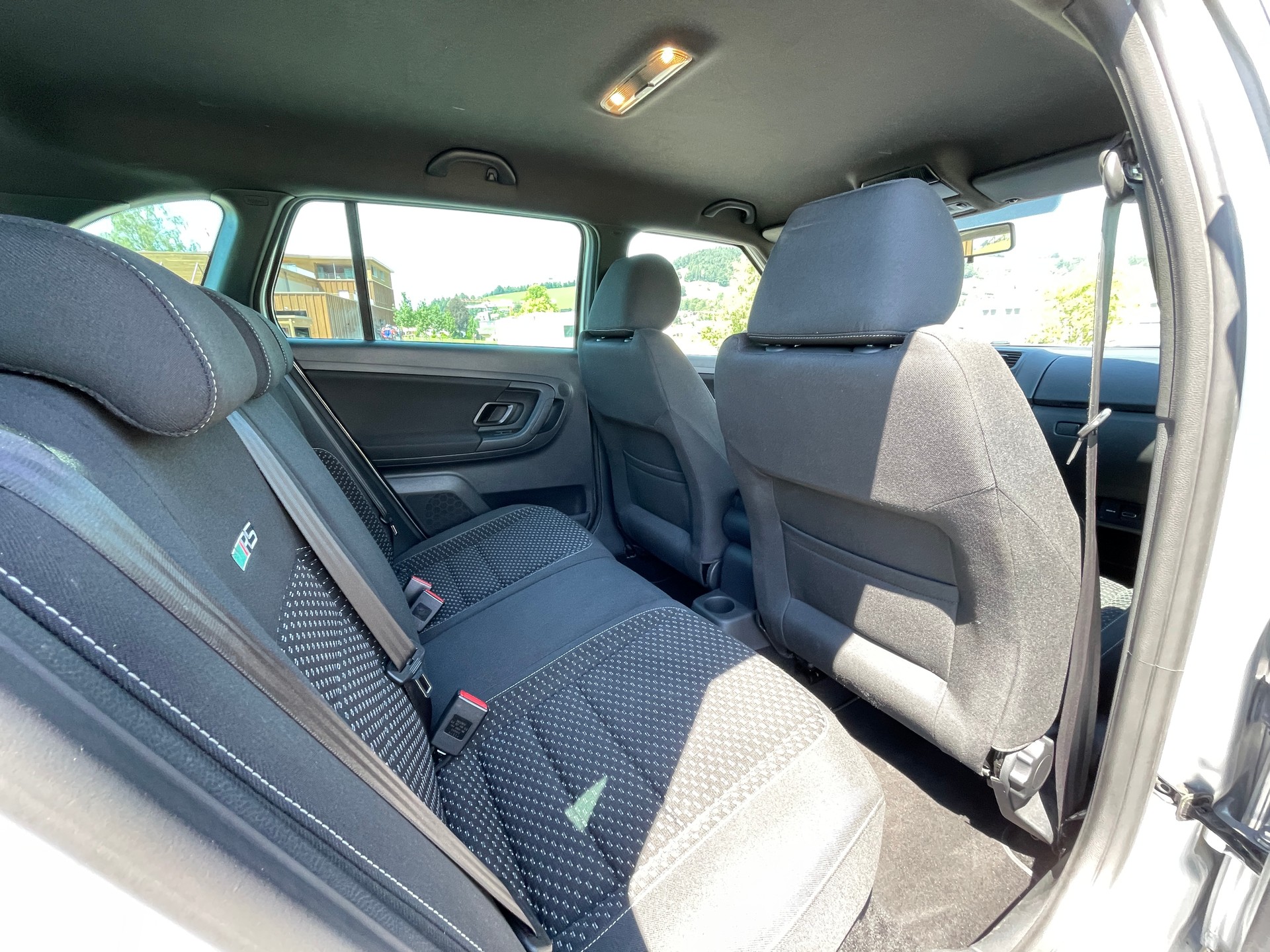 SKODA Fabia 1.4 TSI RS DSG-image-6