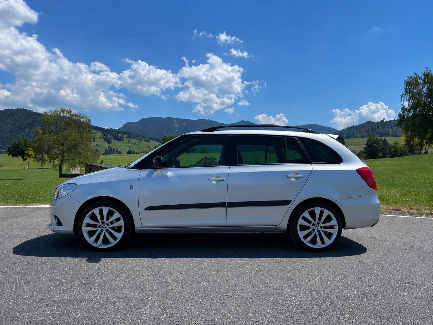 SKODA Fabia 1.4 TSI RS DSG-showroom-element-1