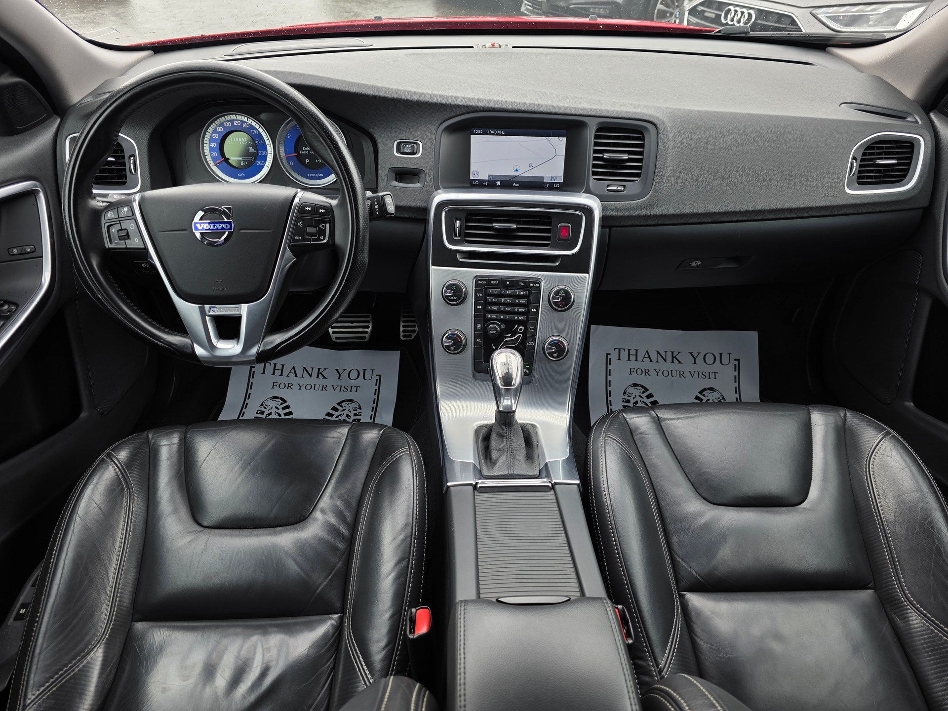 VOLVO V60 T6 AWD R-Design Geartronic * Frisch ab MFK * Frisch ab Service * TOP Zustand *-image-13