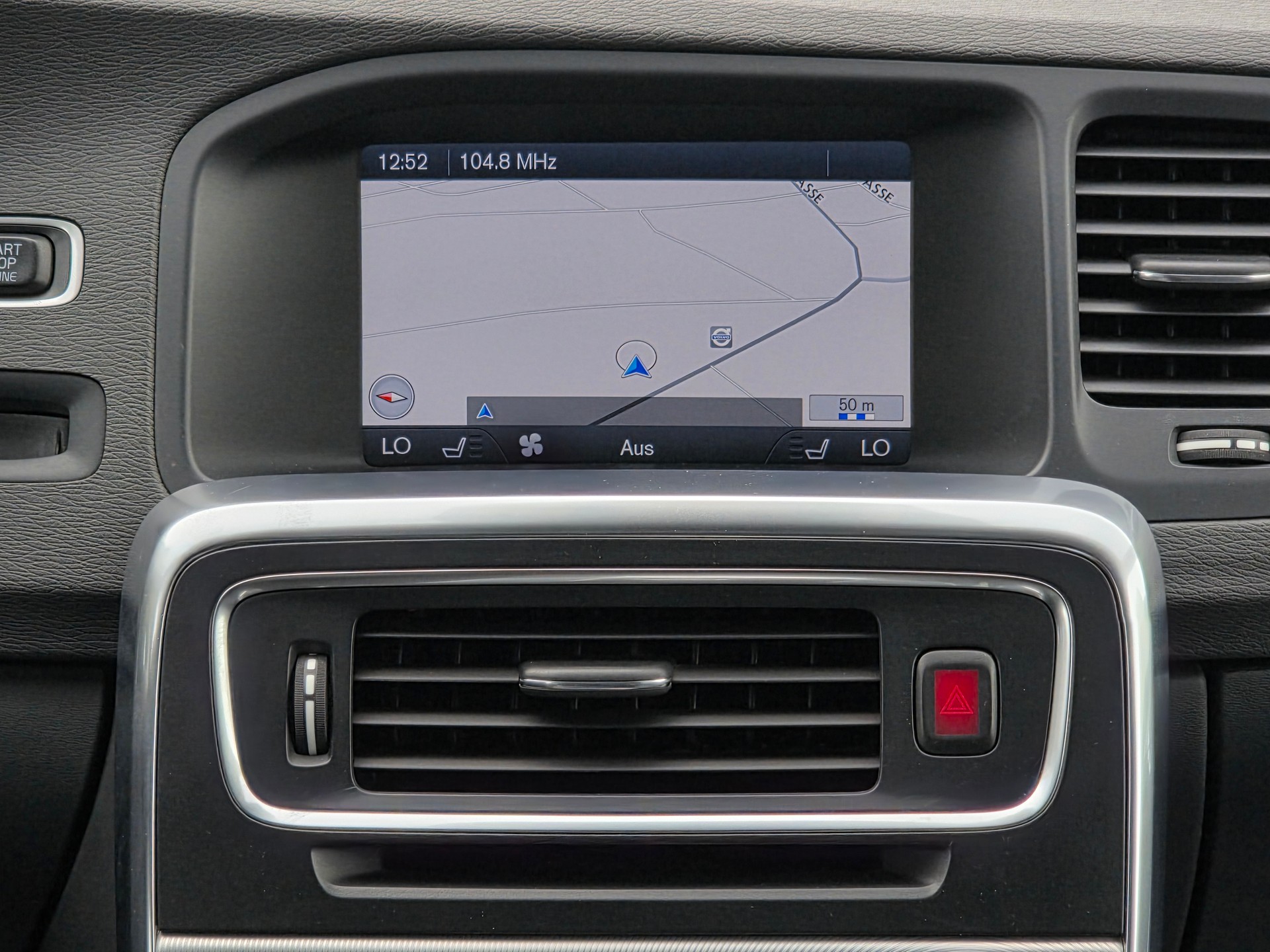 VOLVO V60 T6 AWD R-Design Geartronic * Frisch ab MFK * Frisch ab Service * TOP Zustand *-image-16