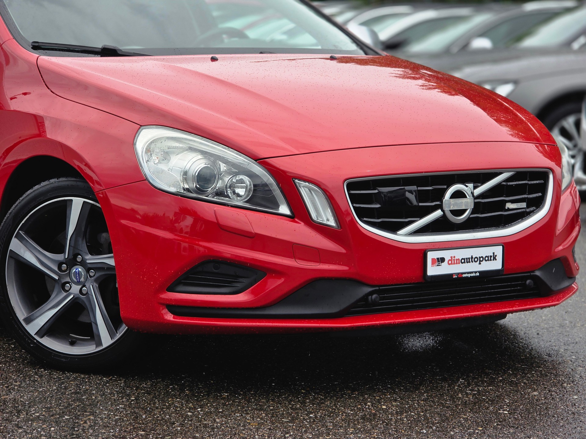 VOLVO V60 T6 AWD R-Design Geartronic * Frisch ab MFK * Frisch ab Service * TOP Zustand *-image-5