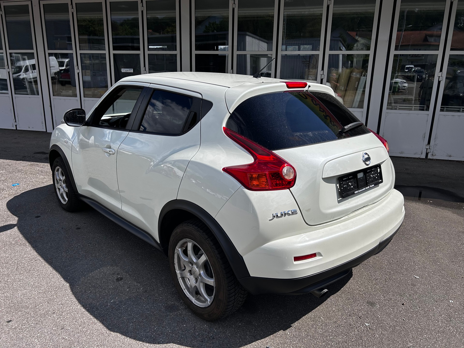 NISSAN Juke 1.6 DIG-T tekna 4x4 Xtronic M-CVT-image-6