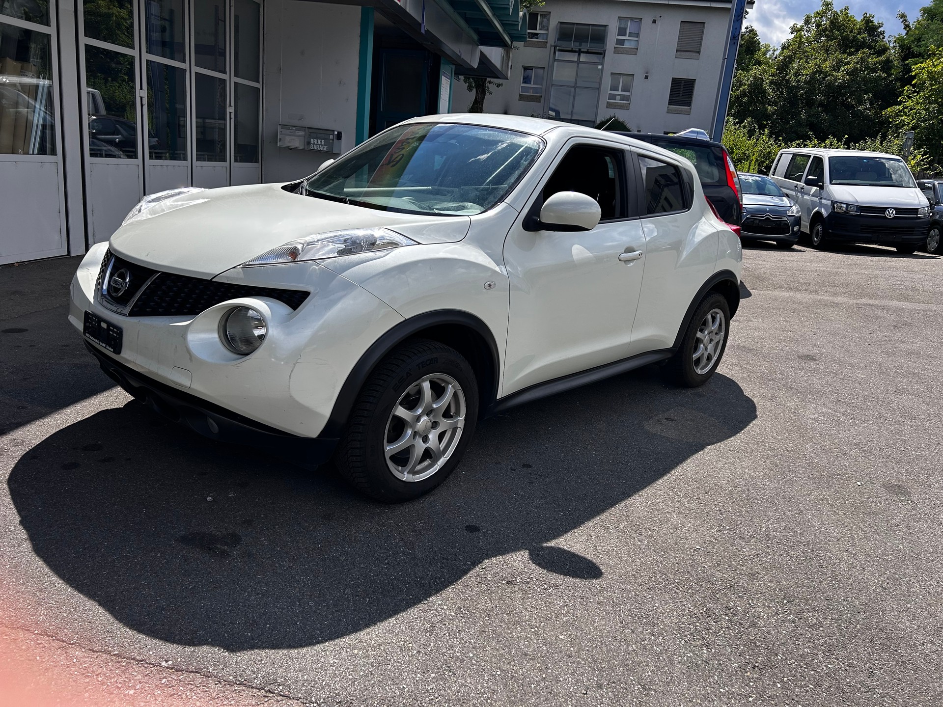 NISSAN Juke 1.6 DIG-T tekna 4x4 Xtronic M-CVT-image-1