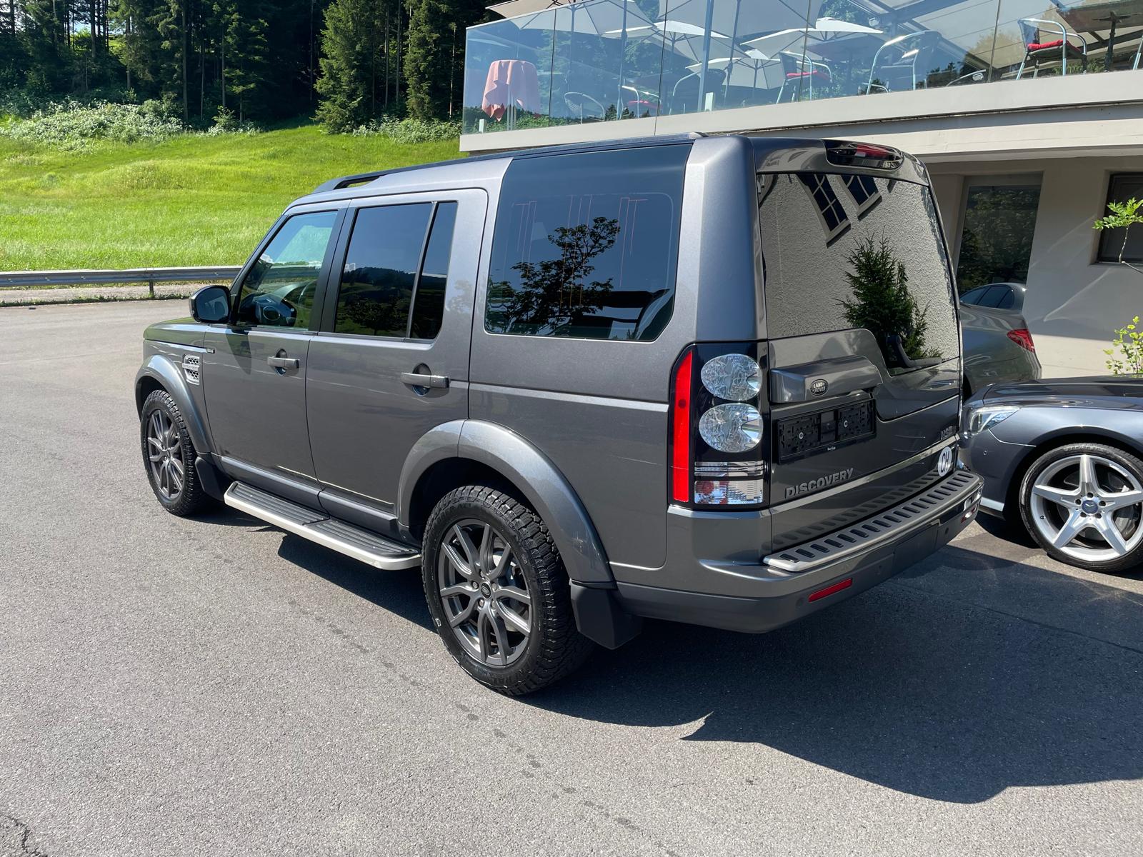 LAND ROVER Discovery 3.0 SDV6 HSE Automatic-image-3