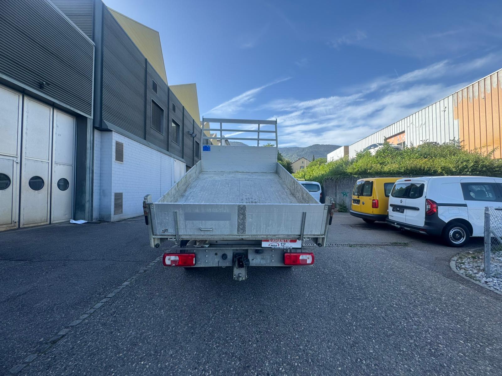 VW Crafter 35 2.0 TDI Entry L3 RWD ** 3-Plätzer ** 3-Seitenkipperbrücke ** Klimaanlage ** Anh-Kupplung 3500kg ** Nutzlast-1000kg-image-5