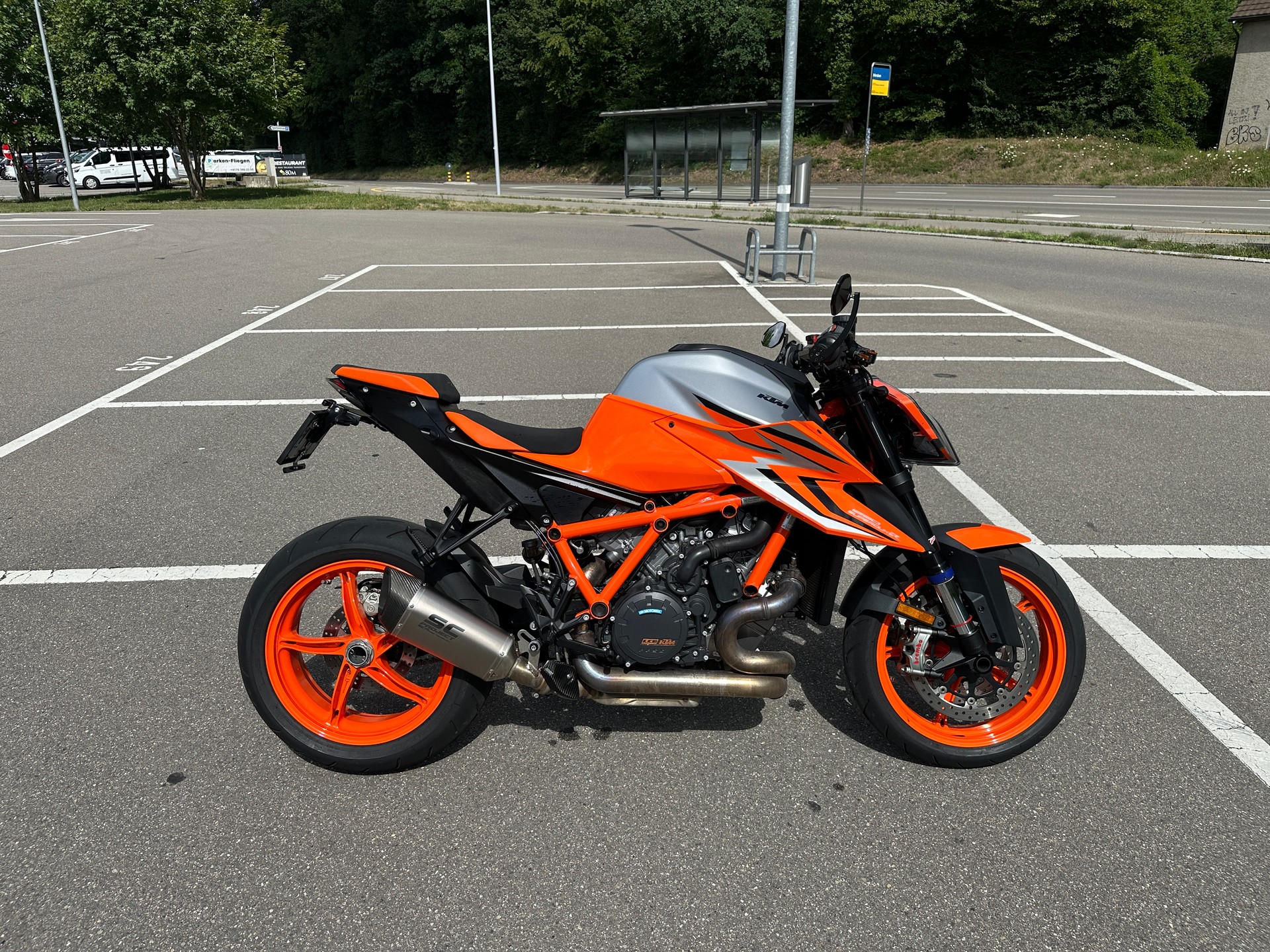 KTM 1290 Super Duke R EVO