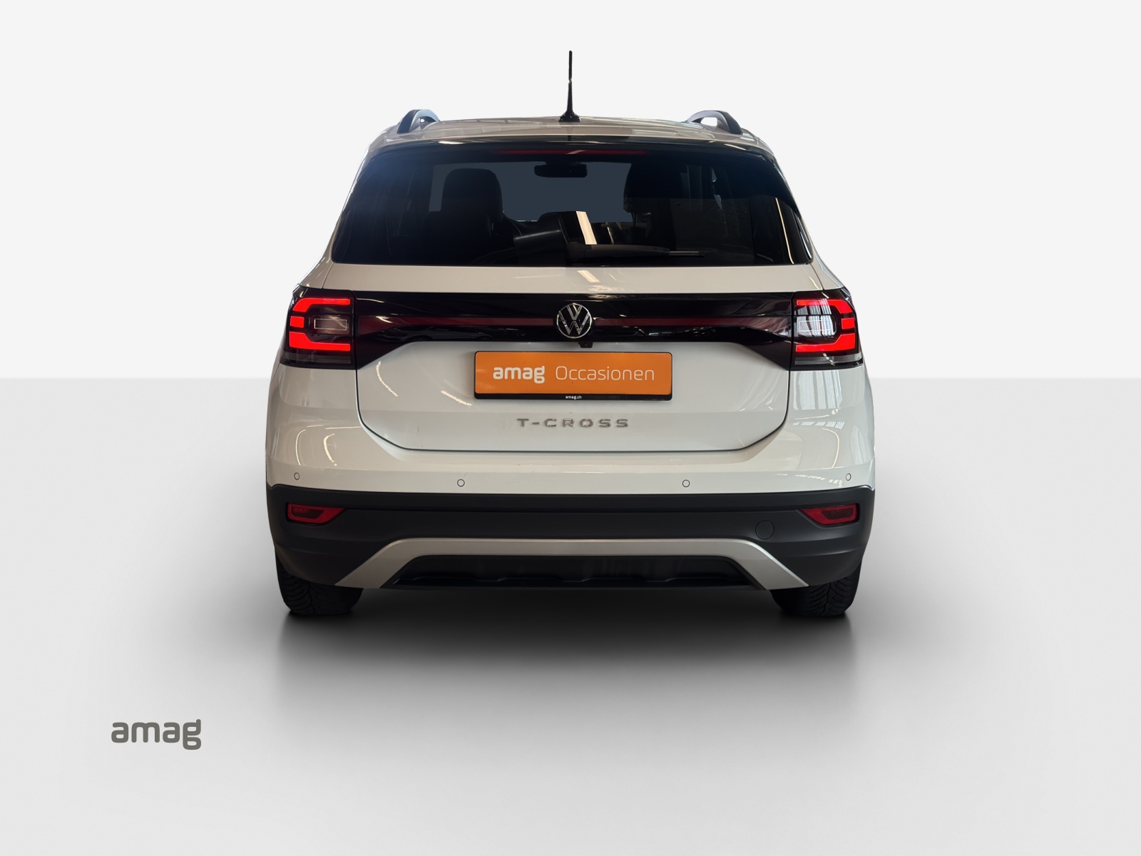 VW T-Cross 1.0 TSI Life Limited DSG-image-3