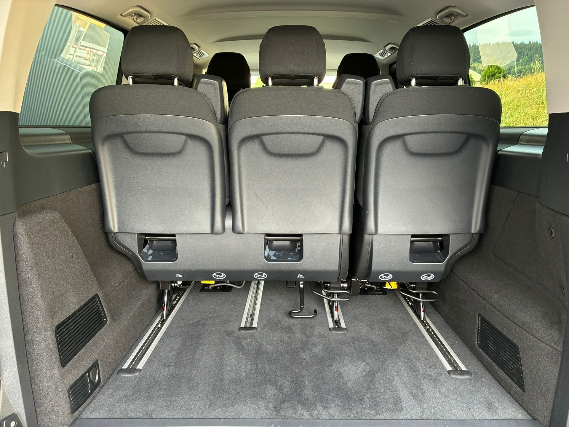 MERCEDES-BENZ V 250 d Style 3200mm L TREND II-image-14