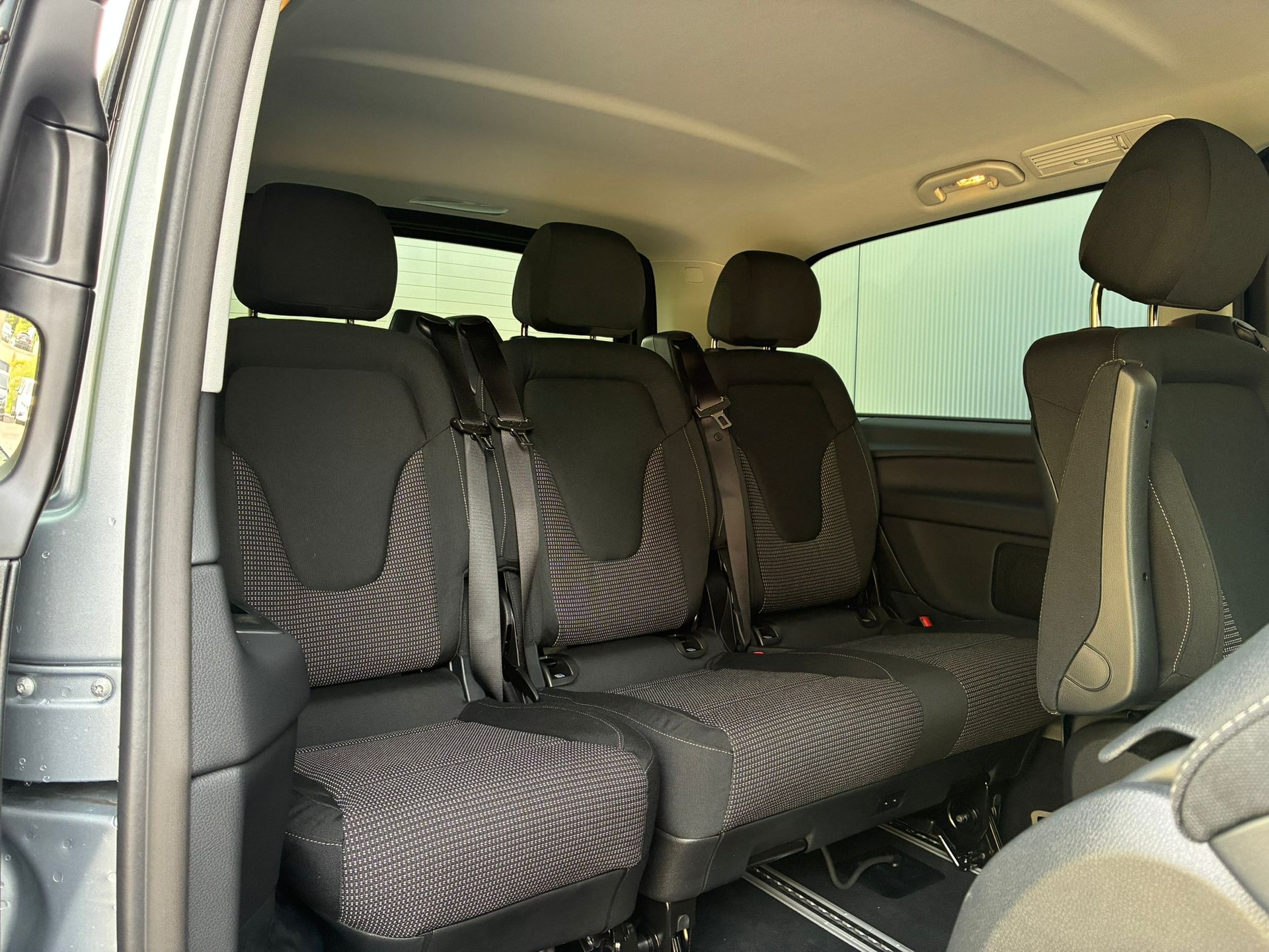 MERCEDES-BENZ V 250 d Style 3200mm L TREND II-image-13