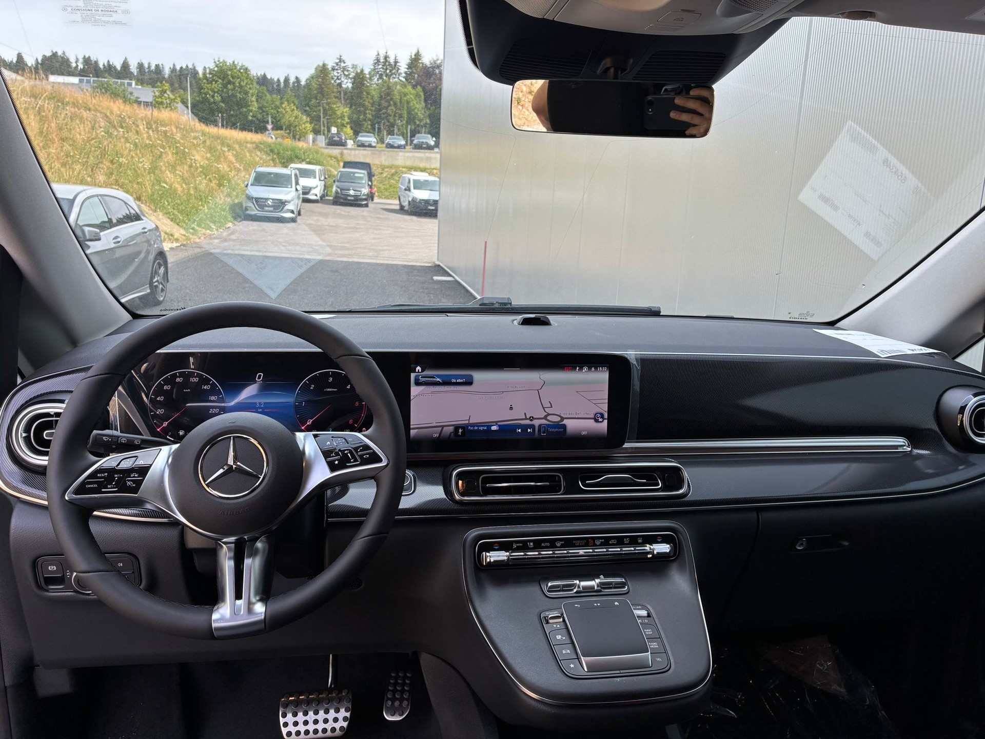 MERCEDES-BENZ V 250 d Style 3200mm L TREND II-image-10