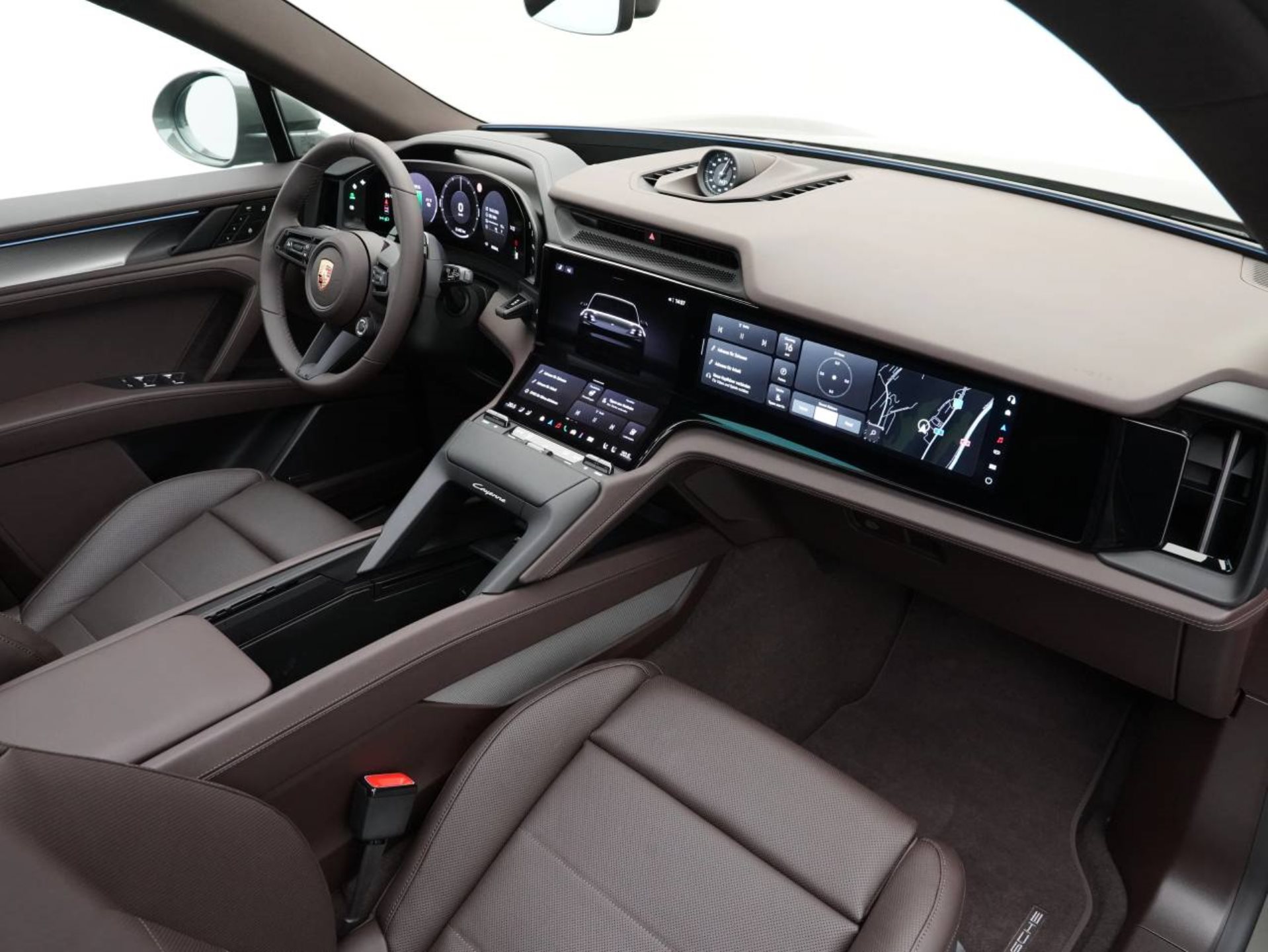 PORSCHE Cayenne S Electric-image-24
